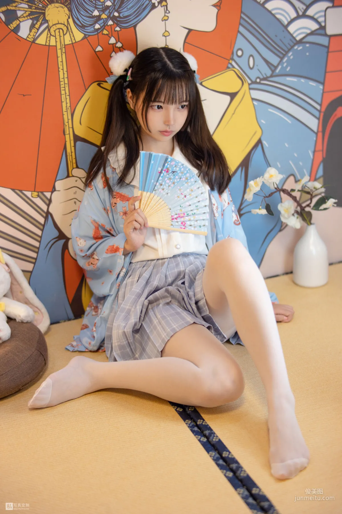 默陌《15D白絲 花裡胡哨的民宿》 [森蘿财團] JKFUN-027 寫真集 11