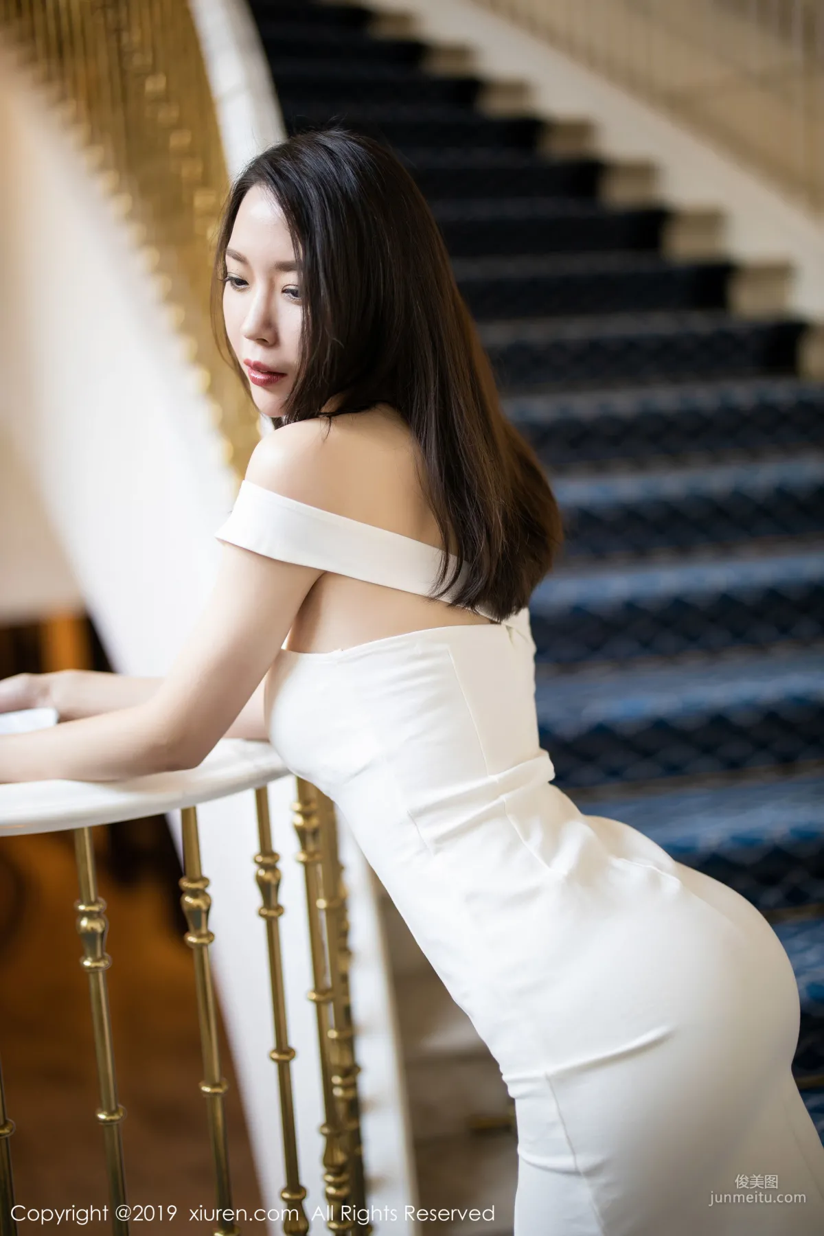 Meng Xinyue, Charming Uniform [XiuRen] No.1861 Photo Set photo 22