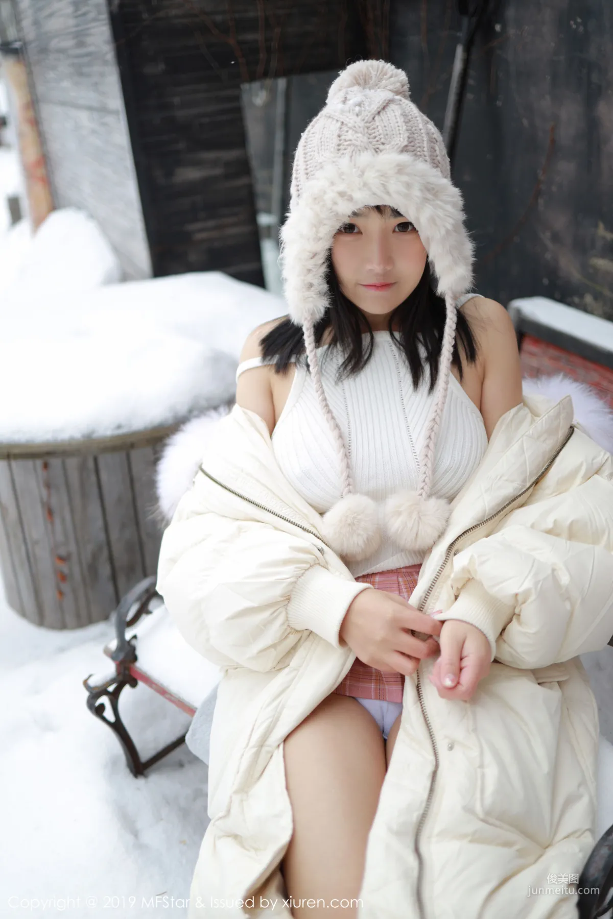 Xu Weiwei mia Snow and Ice Street Snap [MFStar] Vol.246 Photo Set photo 28