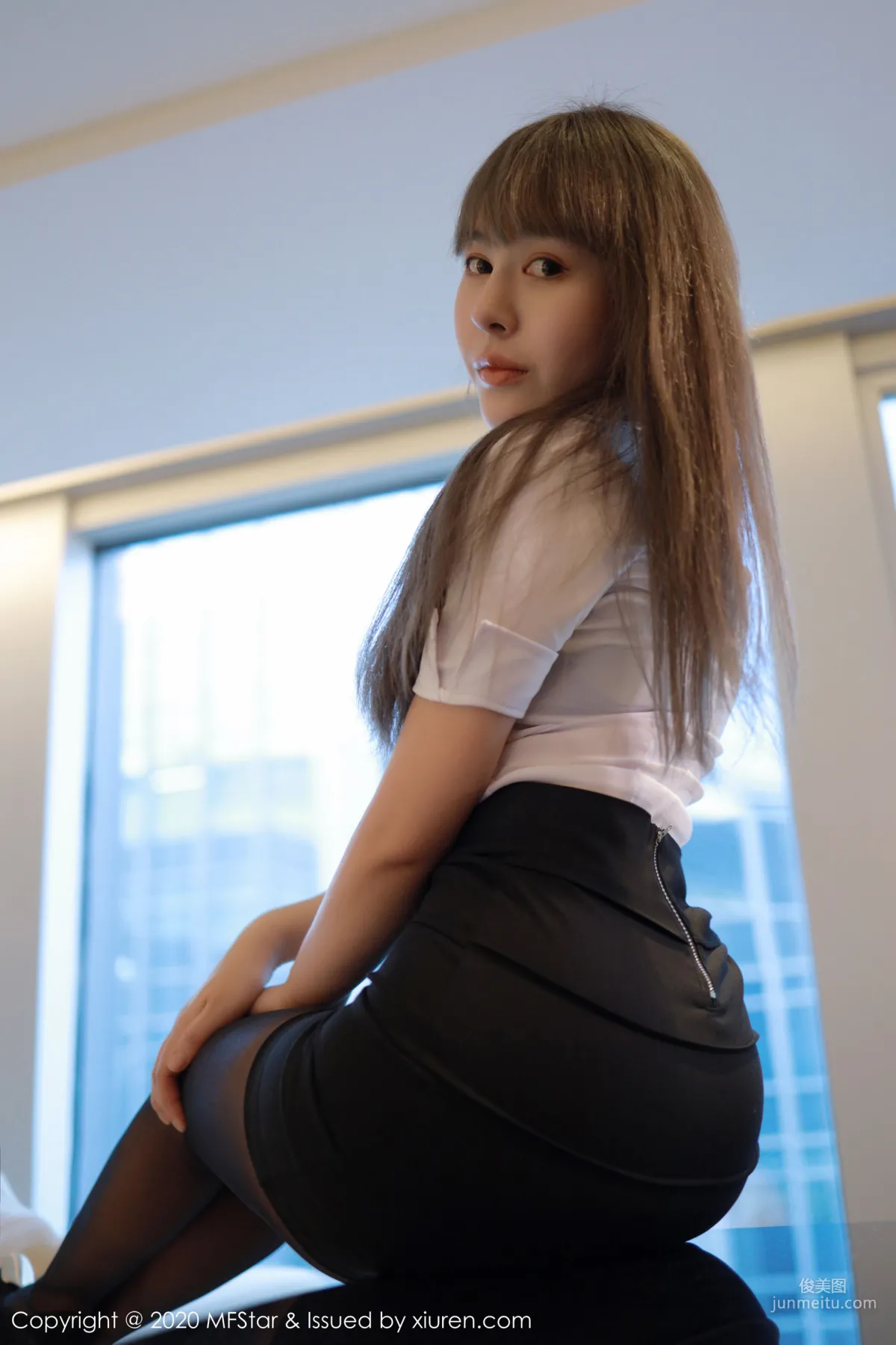 Ai Li: MFStar Vol. 257 photo 24