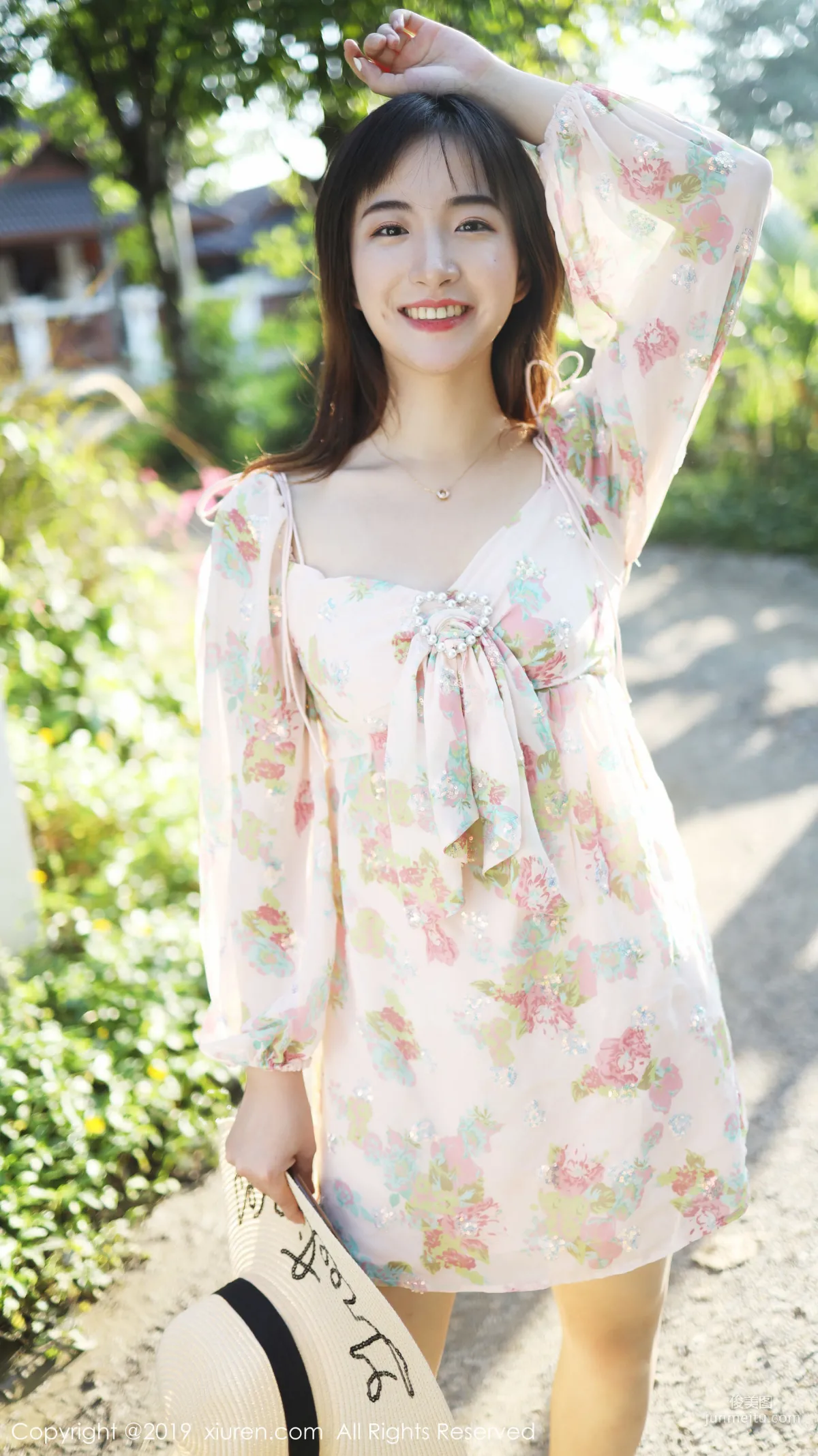 Yi'er Latte, Outdoor Fresh Theme Series [XiuRen] No.1892 Photo Set photo 30