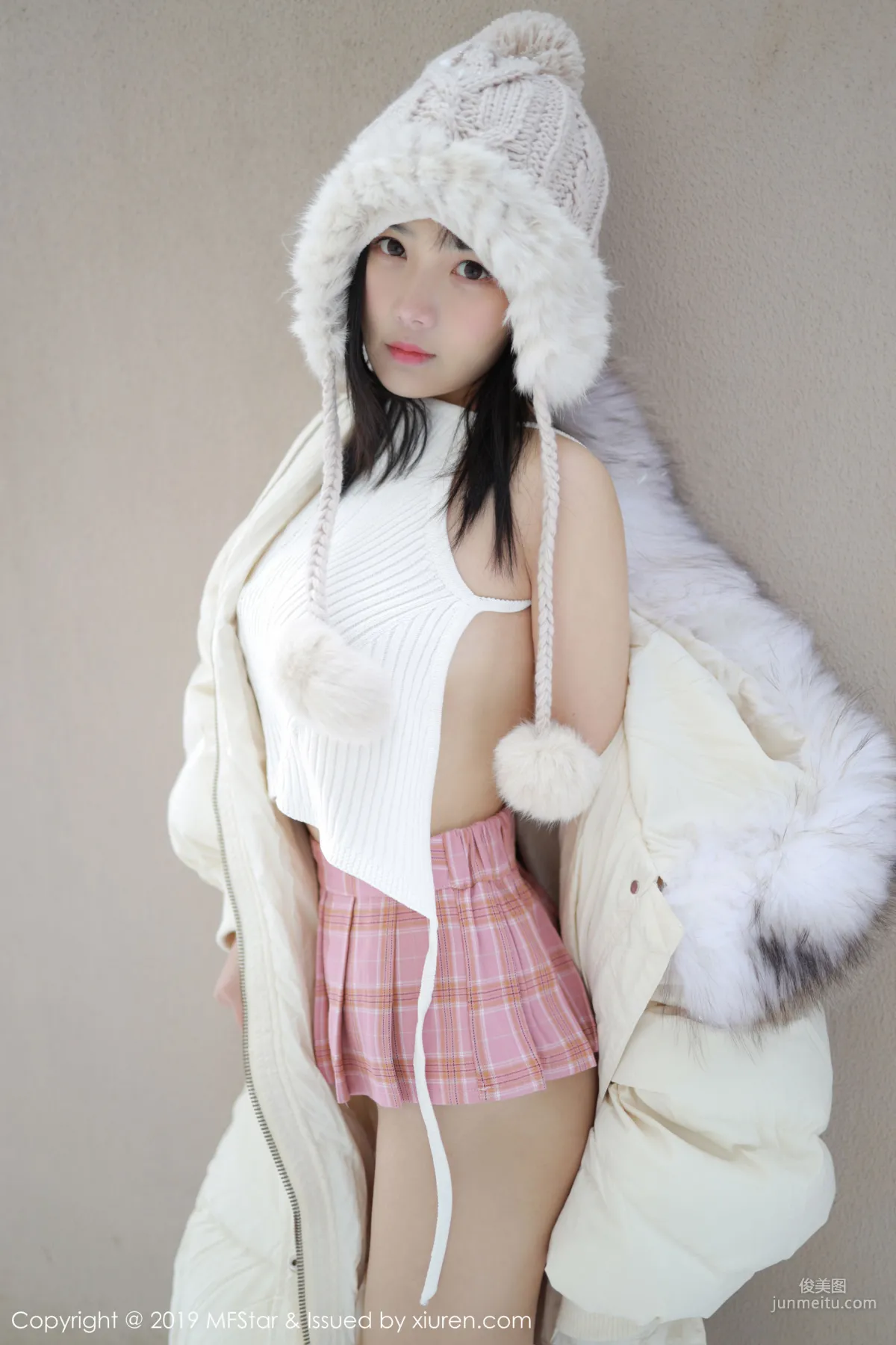 Xu Weiwei mia Snow and Ice Street Snap [MFStar] Vol.246 Photo Set photo 45