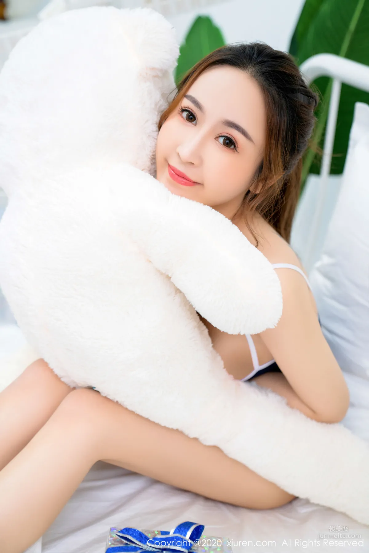 Zhou Jingkong New Year Gift Box [XiuRen] No.1938 Photo Set photo 37