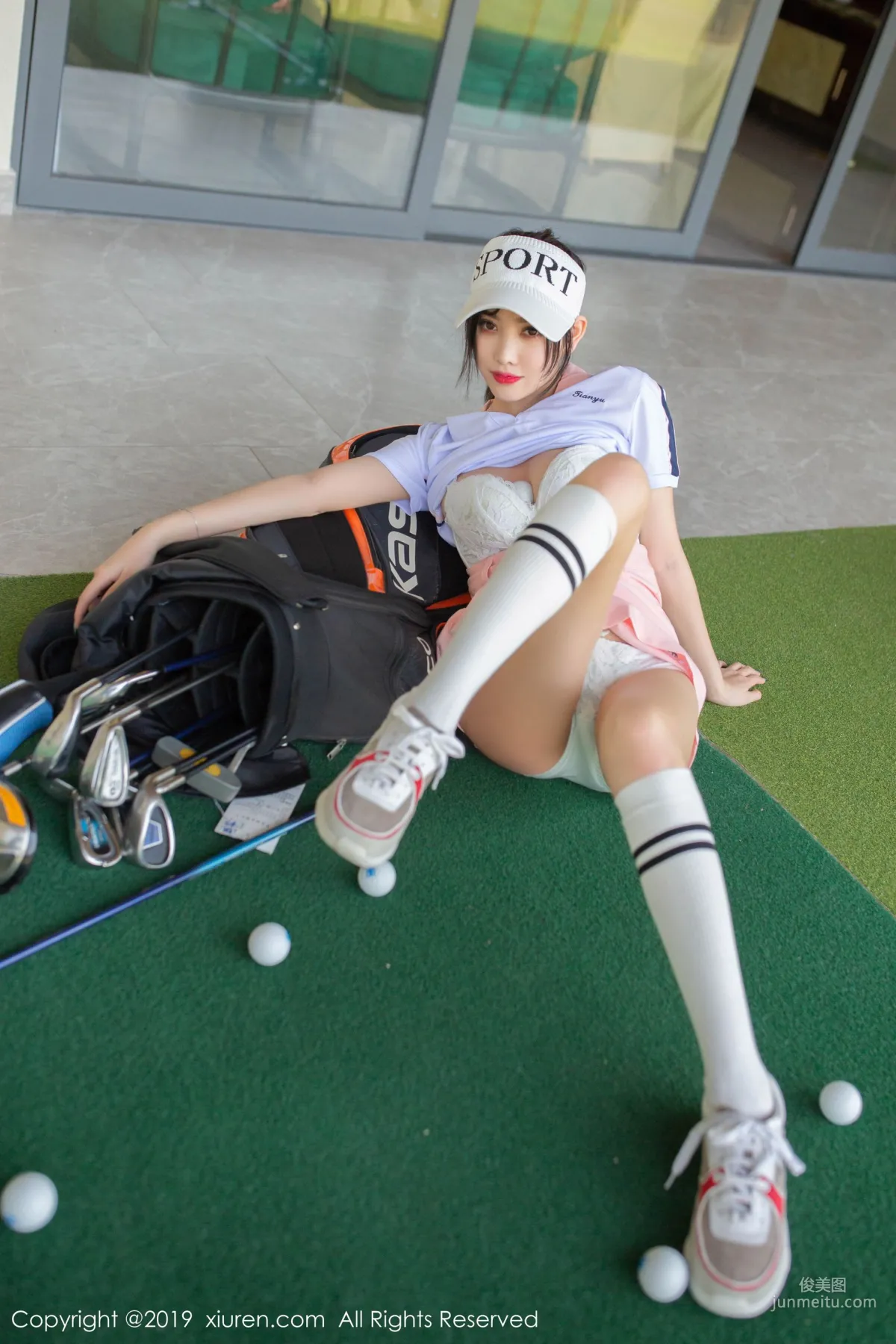 Yang Chenchen sugar, Golf Theme [XiuRen] No.1874 Photo Set photo 39