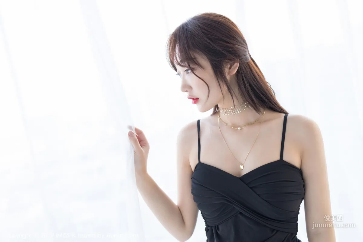 Xiao Jiuyue, Lace Lingerie and Tempting Stockings and Beautiful Feet, [IMISS] Vol.420, Photo Set photo 21