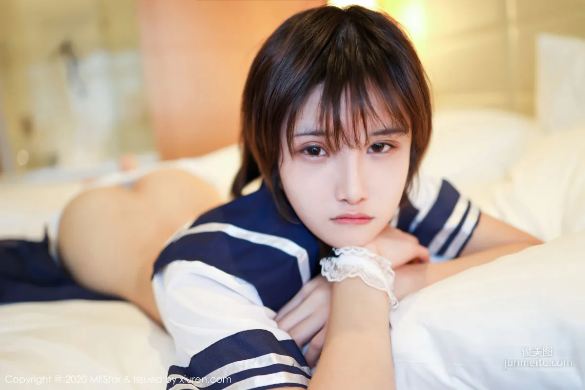 小姿2002《性感校服系列清純可人》 [模範學院MFStar] Vol.252 寫真集 26
