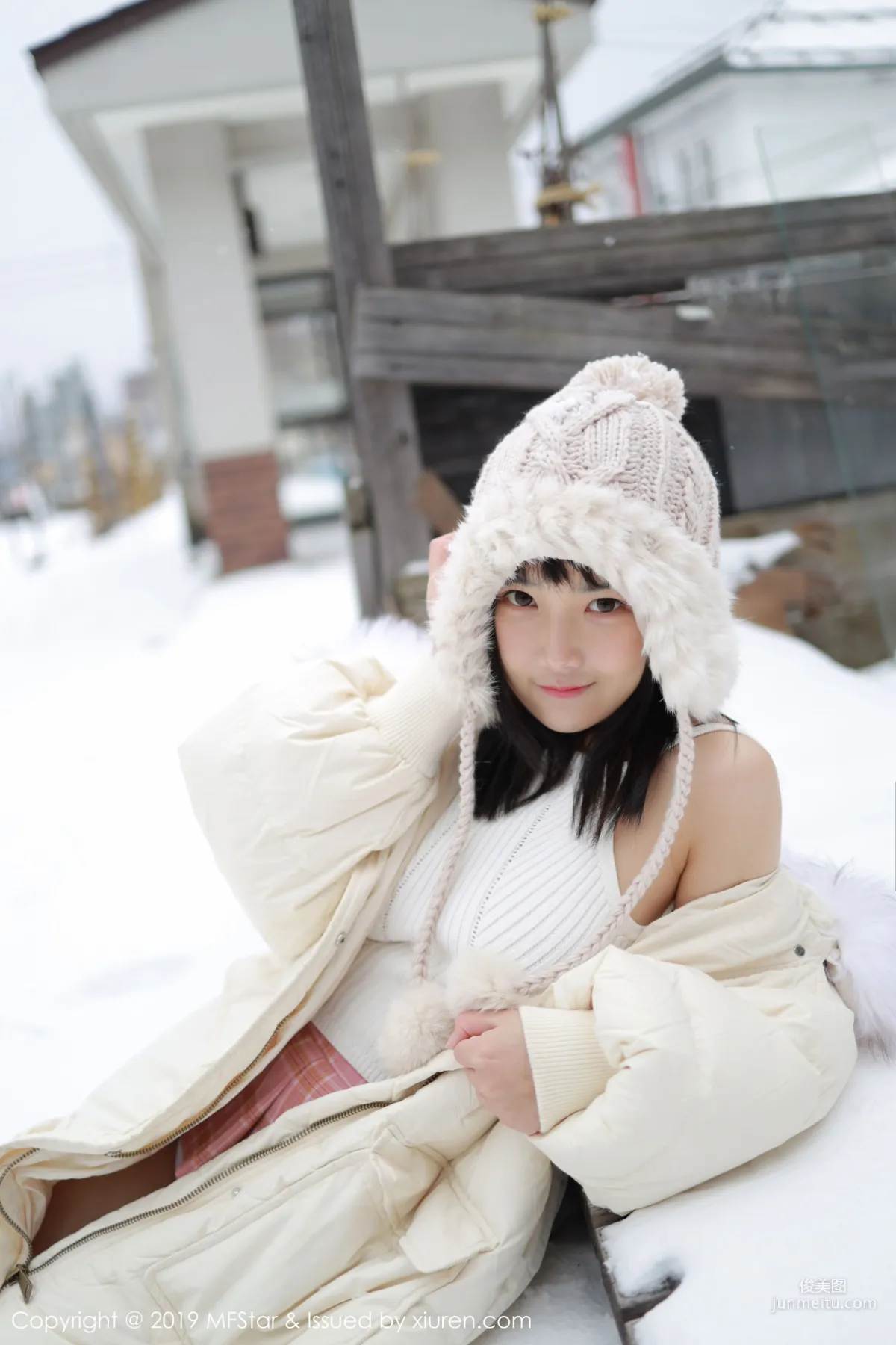 Xu Weiwei mia Snow and Ice Street Snap [MFStar] Vol.246 Photo Set photo 24