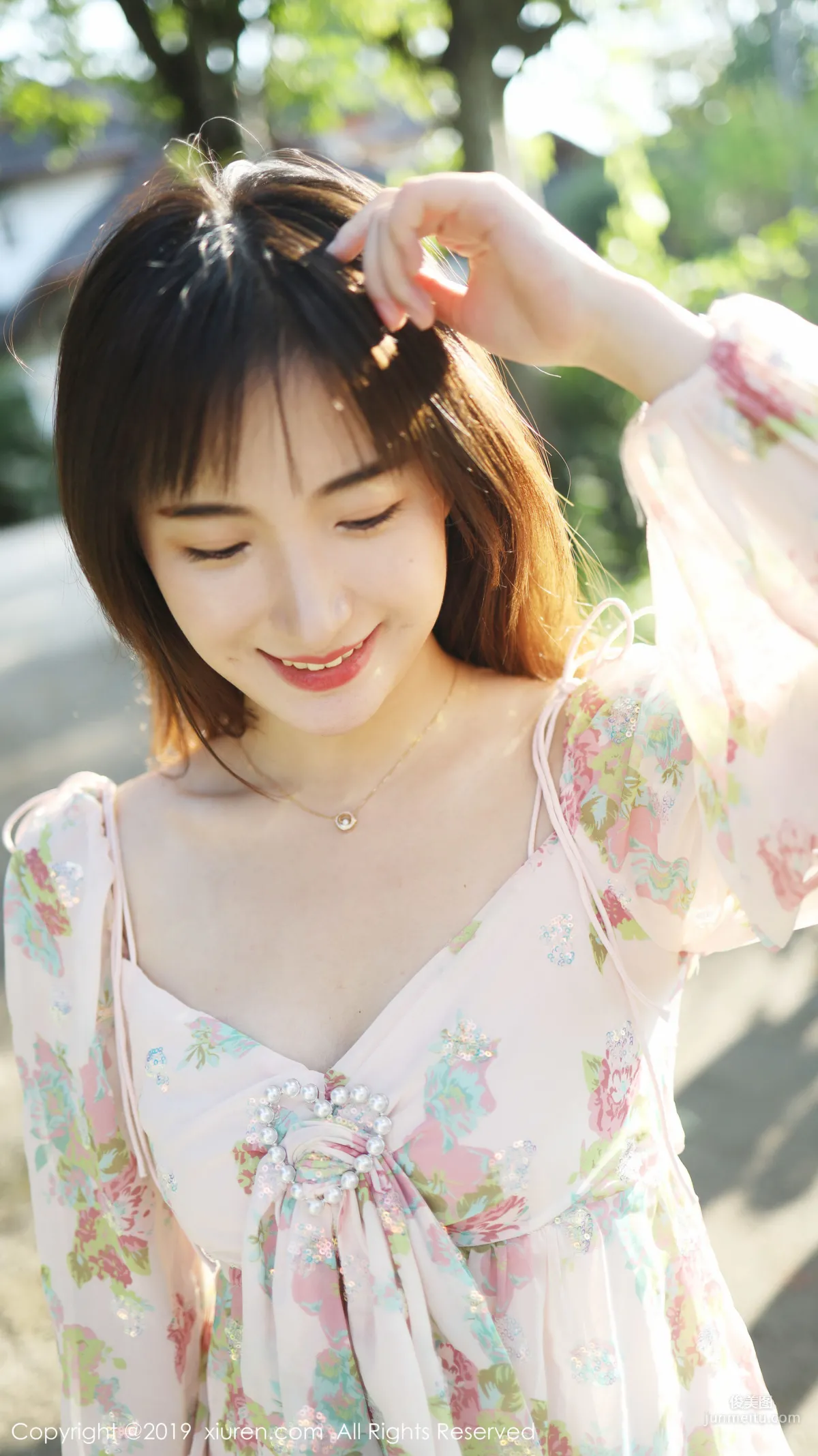 Yi'er Latte, Outdoor Fresh Theme Series [XiuRen] No.1892 Photo Set photo 28