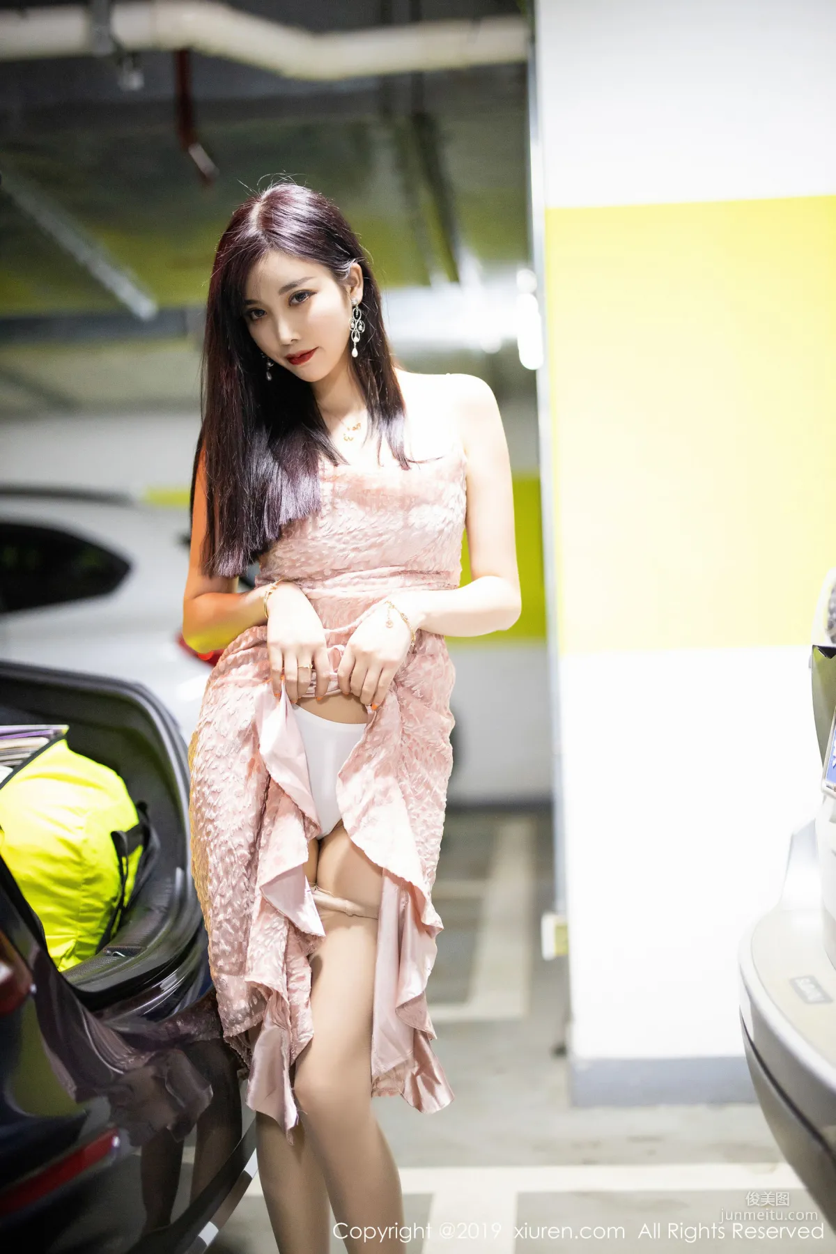 Yang Chenchen sugar, Stockings, Legs and Curves Temptation [XiuRen] No.1857 Photo Set photo 9