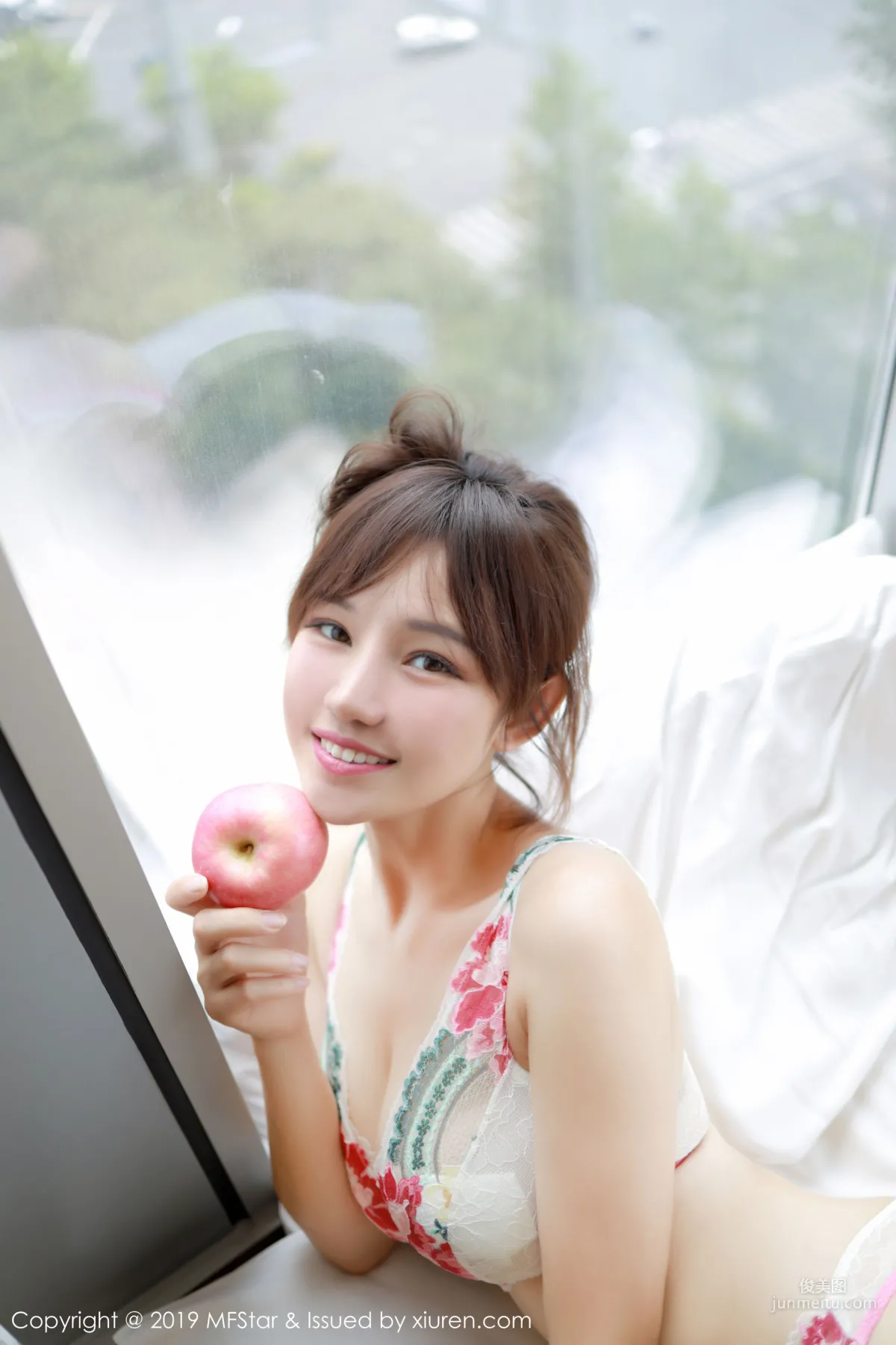 Duo Xiangzi, Exquisite Hollow-Out Lingerie Series [MFStar] Vol.236 Photo Set photo 10
