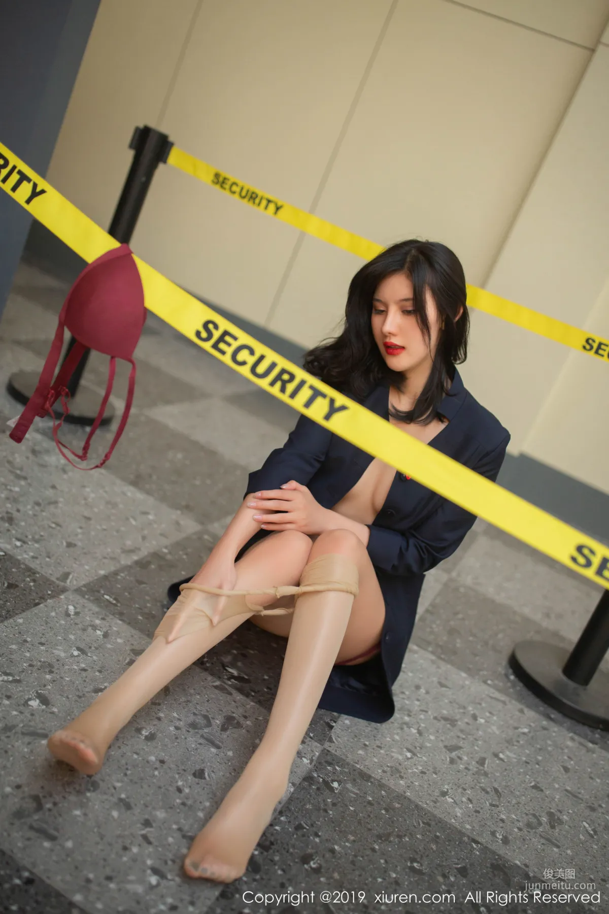 A Zhu 'Arcade Ground Crew Theme' [XiuRen] No.1881 Photo Set photo 77