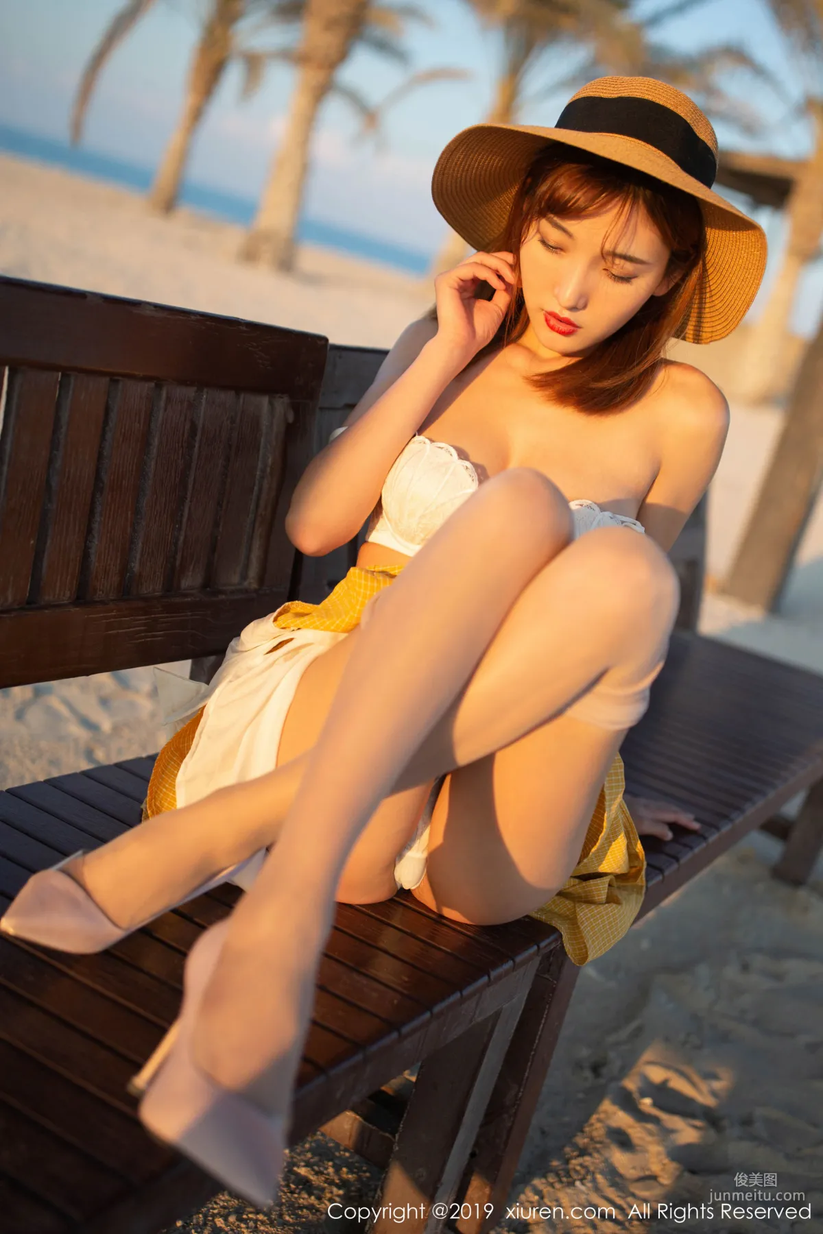Lu Xuanxuan, Seaside Girlfriend Interaction [XiuRen] No.1812 Photo Set photo 45