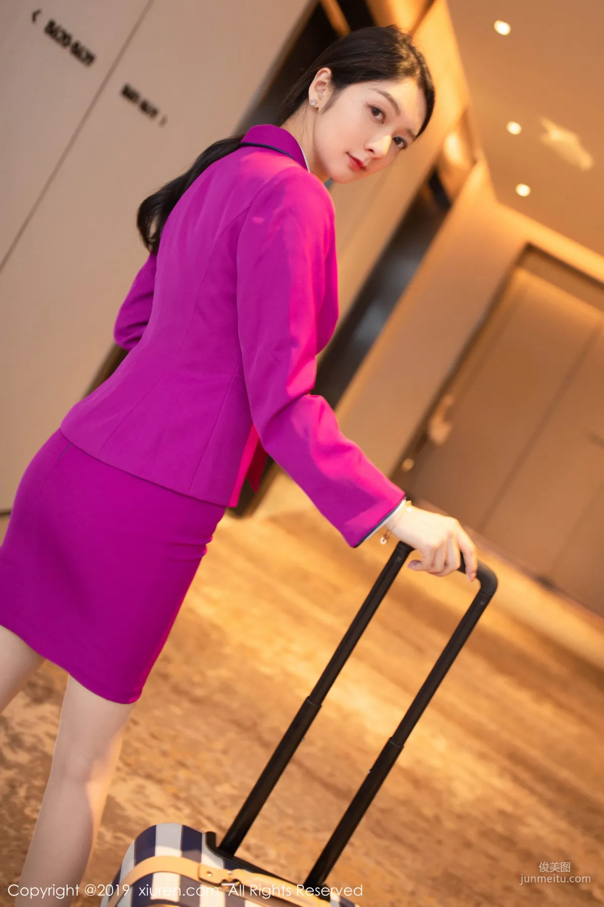 Angela Xiao Reba, Top-Grade Sexy Flight Attendant Uniform [XiuRen] No.1799 Photo Set photo 11
