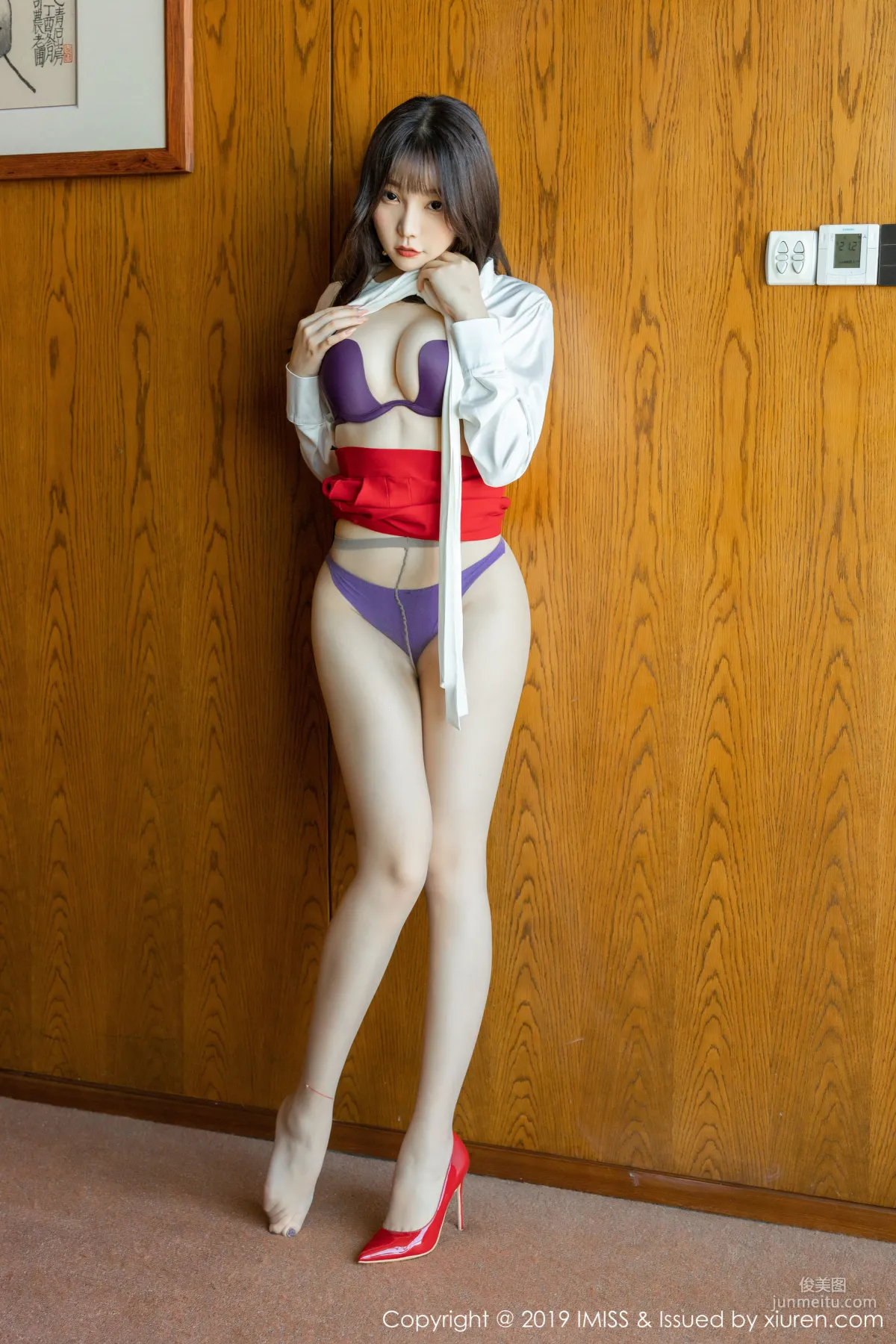 Zhizhi Booty "Secretary Uniform and Sheer Stockings Series" [IMISS] V0l.413 Photo Set photo 19