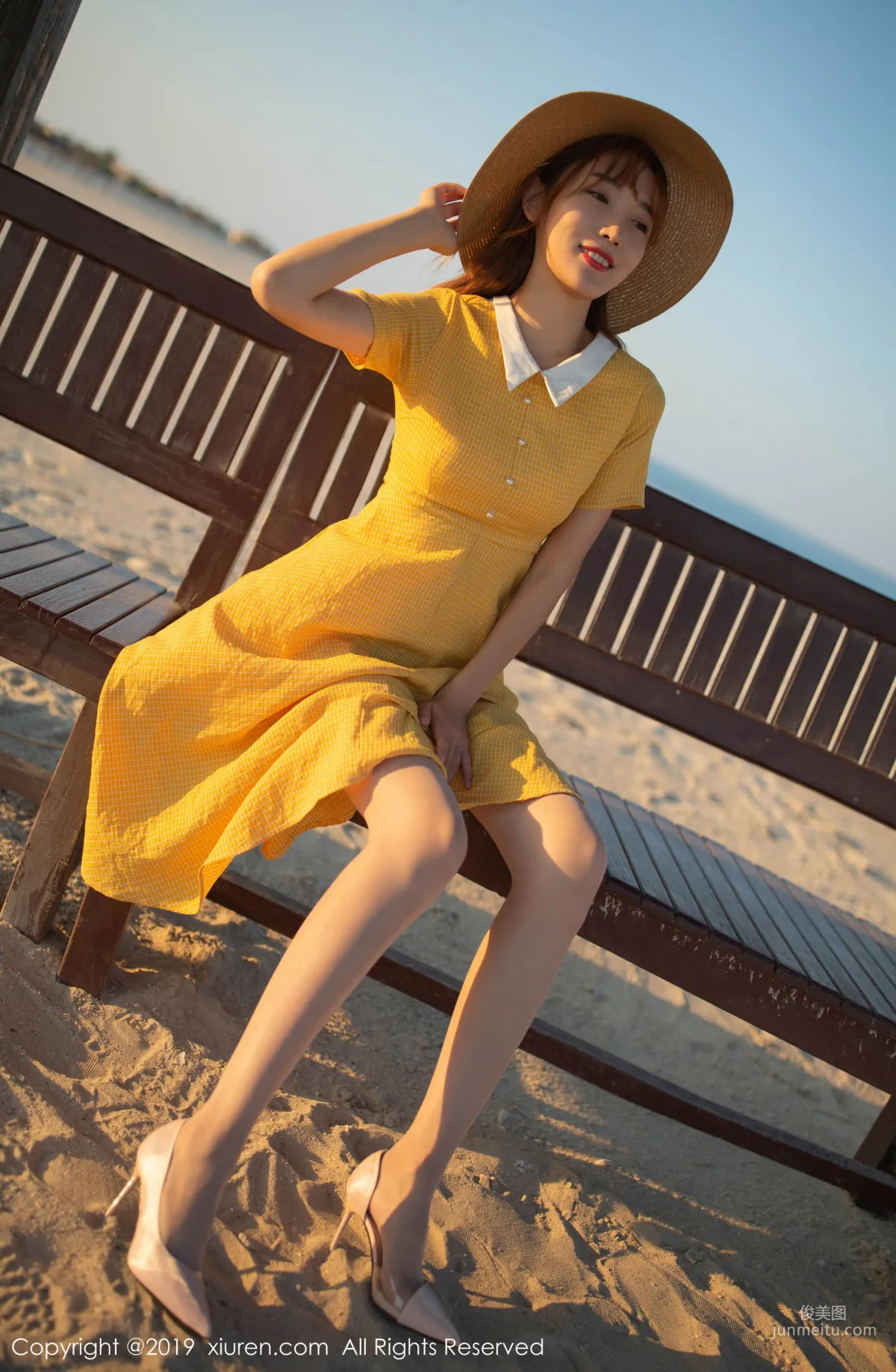 Lu Xuanxuan, Seaside Girlfriend Interaction [XiuRen] No.1812 Photo Set photo 11