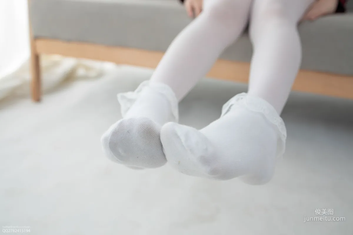 Aika《白絲套蕾絲花邊短襪》 [森蘿财團] JKFUN-058 寫真集 28