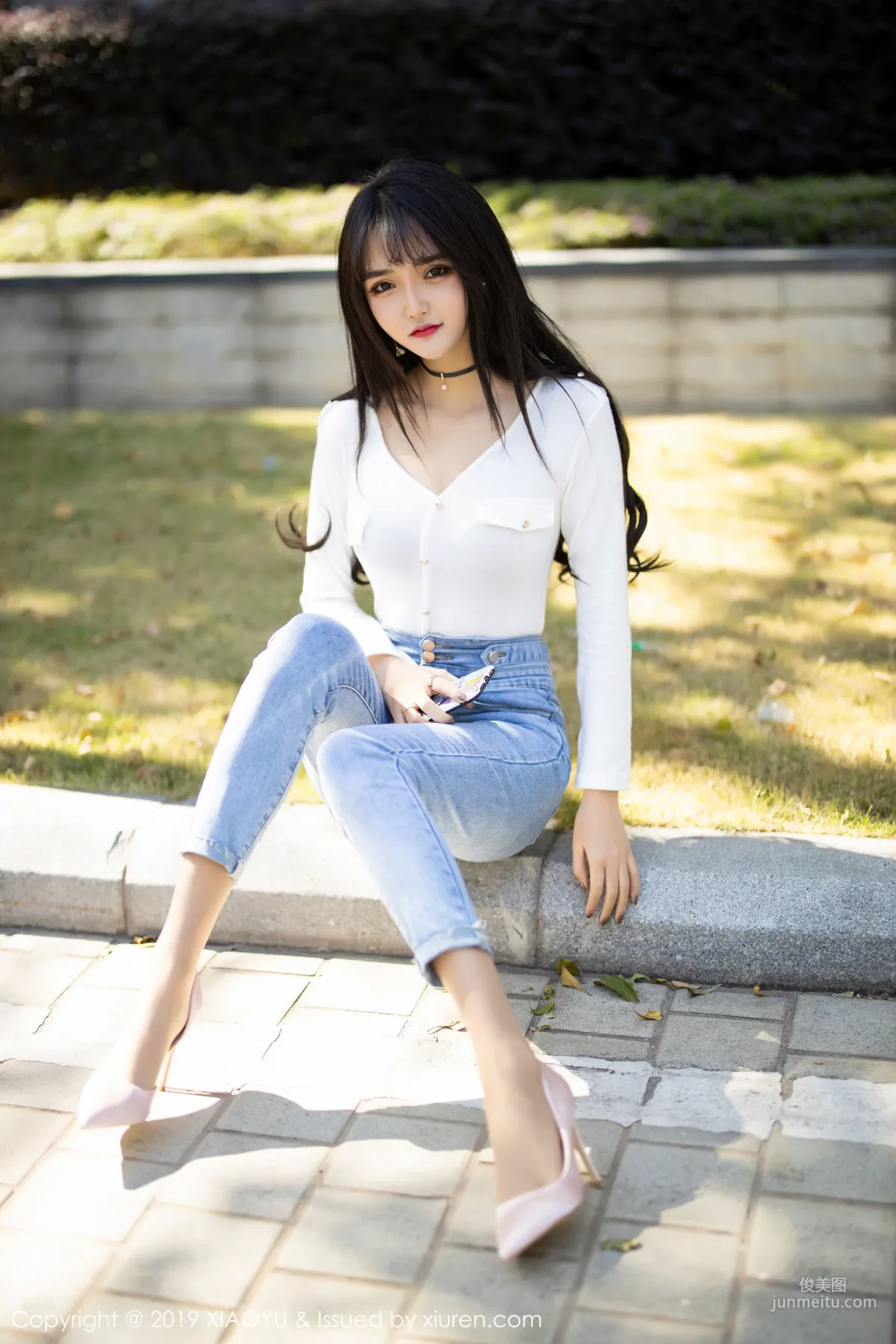 Miko Jiang Sexy Jeans + Shirt Stockings [XIAOYU] Vol.212 Photo Set photo 5