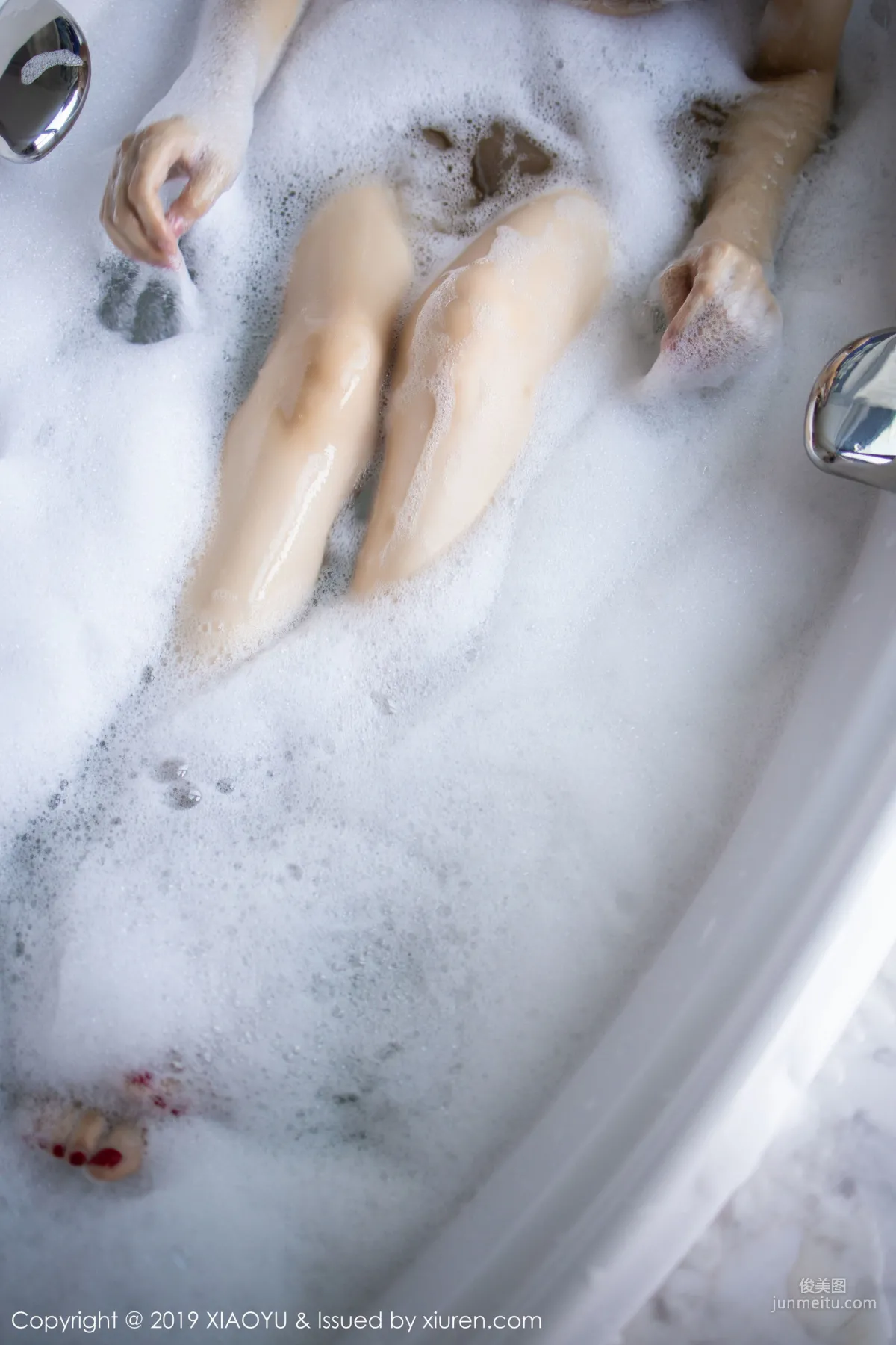 Angela Xiao Reba Alluring Breasts and Slender Legs in the Bath [XIAOYU] Vol.223 Photo Set photo 26