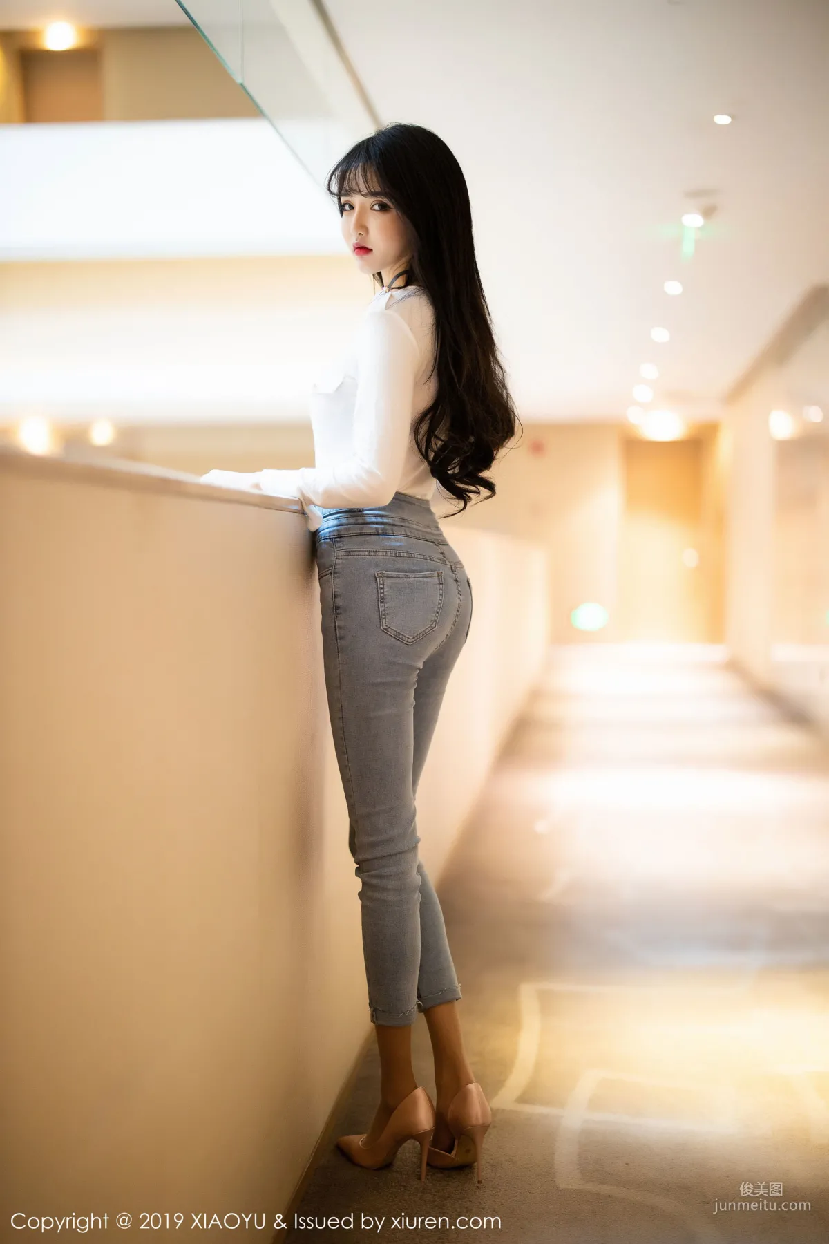 Miko Jiang Sexy Jeans + Shirt Stockings [XIAOYU] Vol.212 Photo Set photo 25