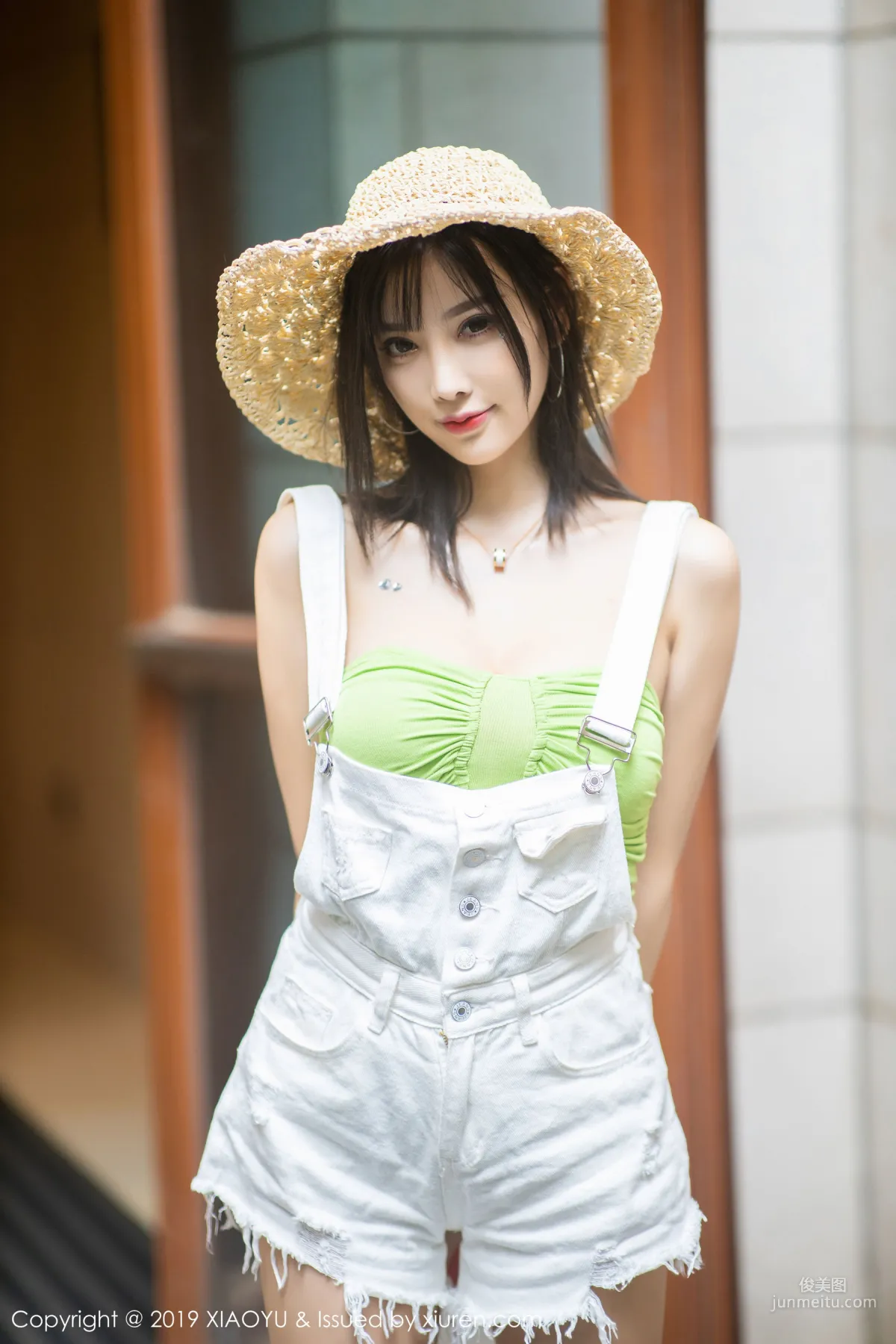 Yang Chenchen sugar, Pure and Sweet + Sexy and Alluring [XIAOYU] Vol.204 Photo Set photo 49