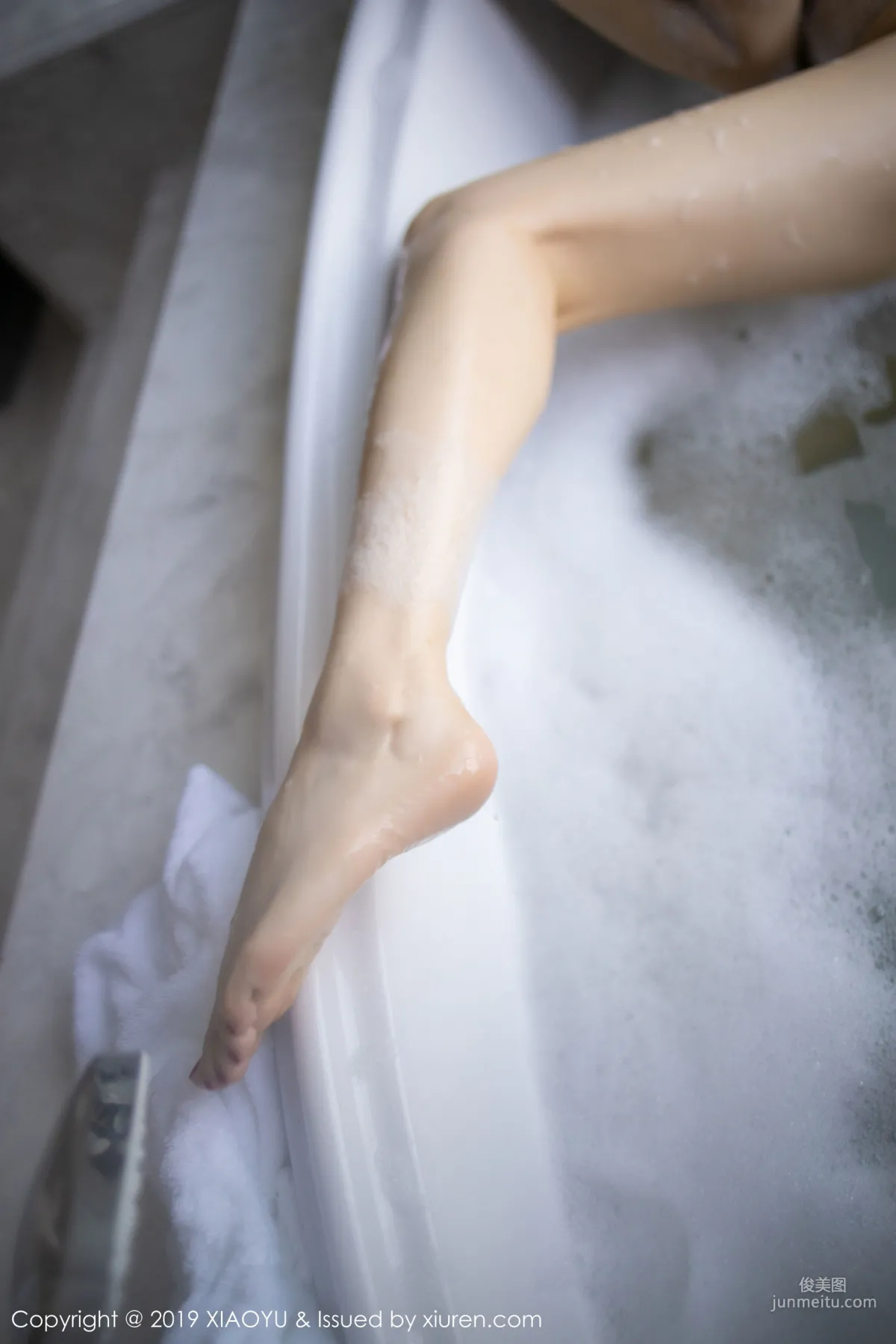 Angela Xiao Reba Alluring Breasts and Slender Legs in the Bath [XIAOYU] Vol.223 Photo Set photo 38