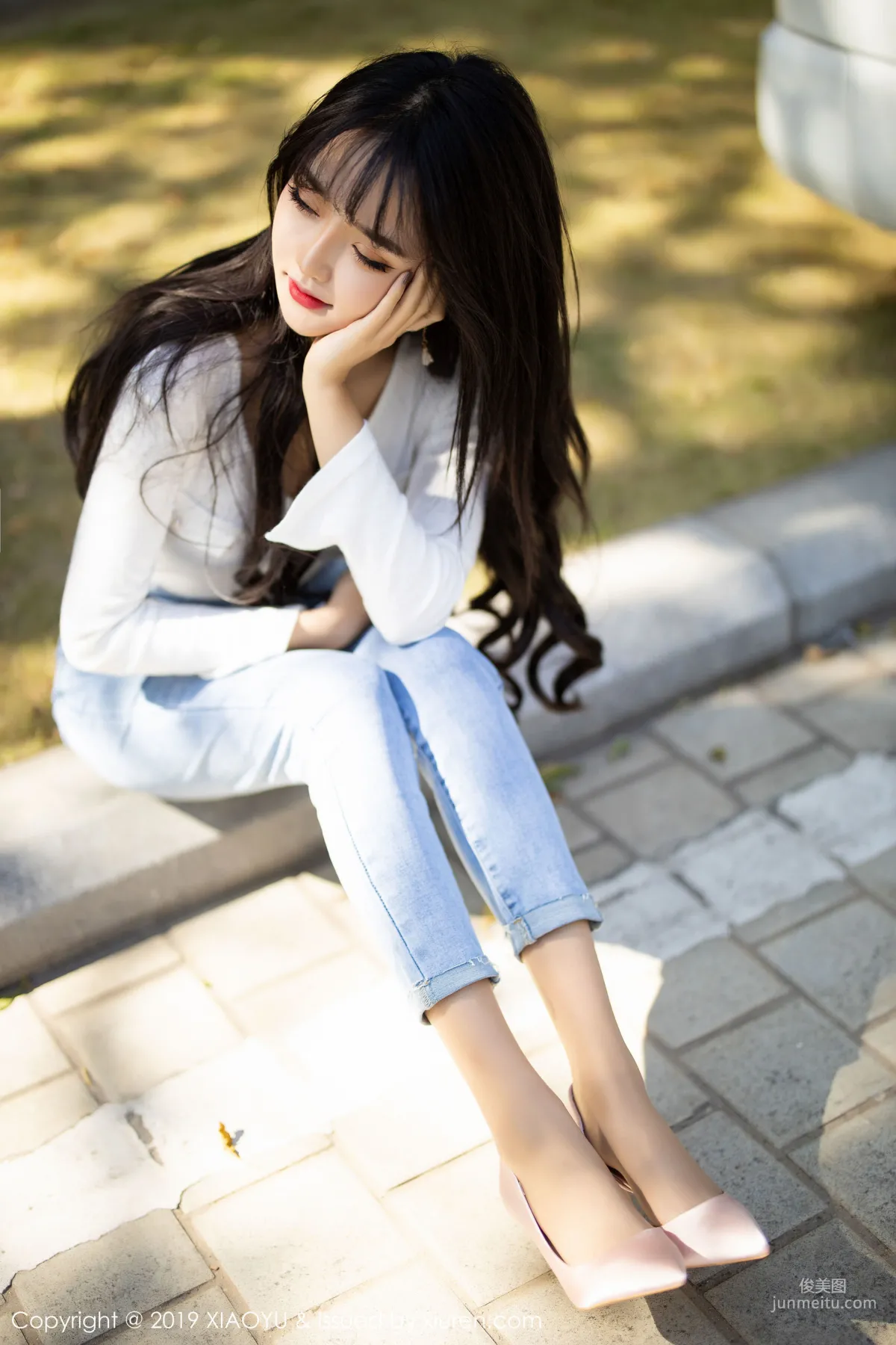 Miko Jiang Sexy Jeans + Shirt Stockings [XIAOYU] Vol.212 Photo Set photo 8