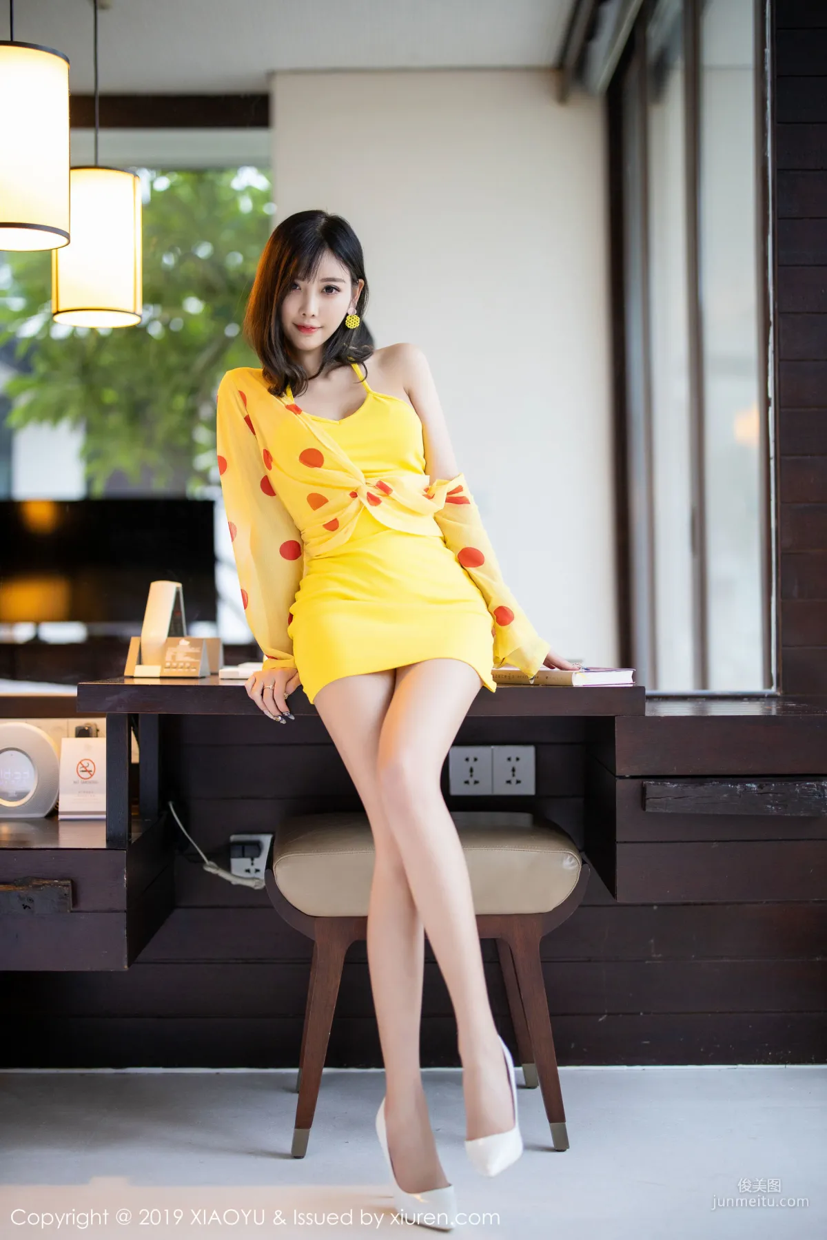Yang Chenchen sugar, Pure and Sweet + Sexy and Alluring [XIAOYU] Vol.204 Photo Set photo 12