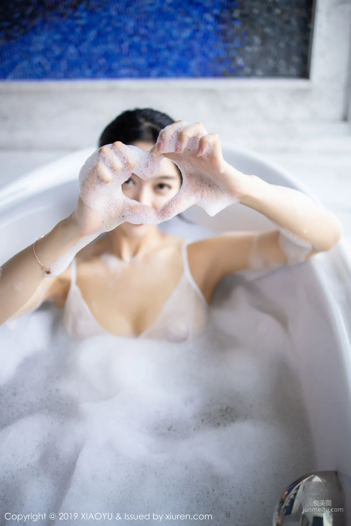 Angela Xiao Reba Alluring Breasts and Slender Legs in the Bath [XIAOYU] Vol.223 Photo Set photo 33