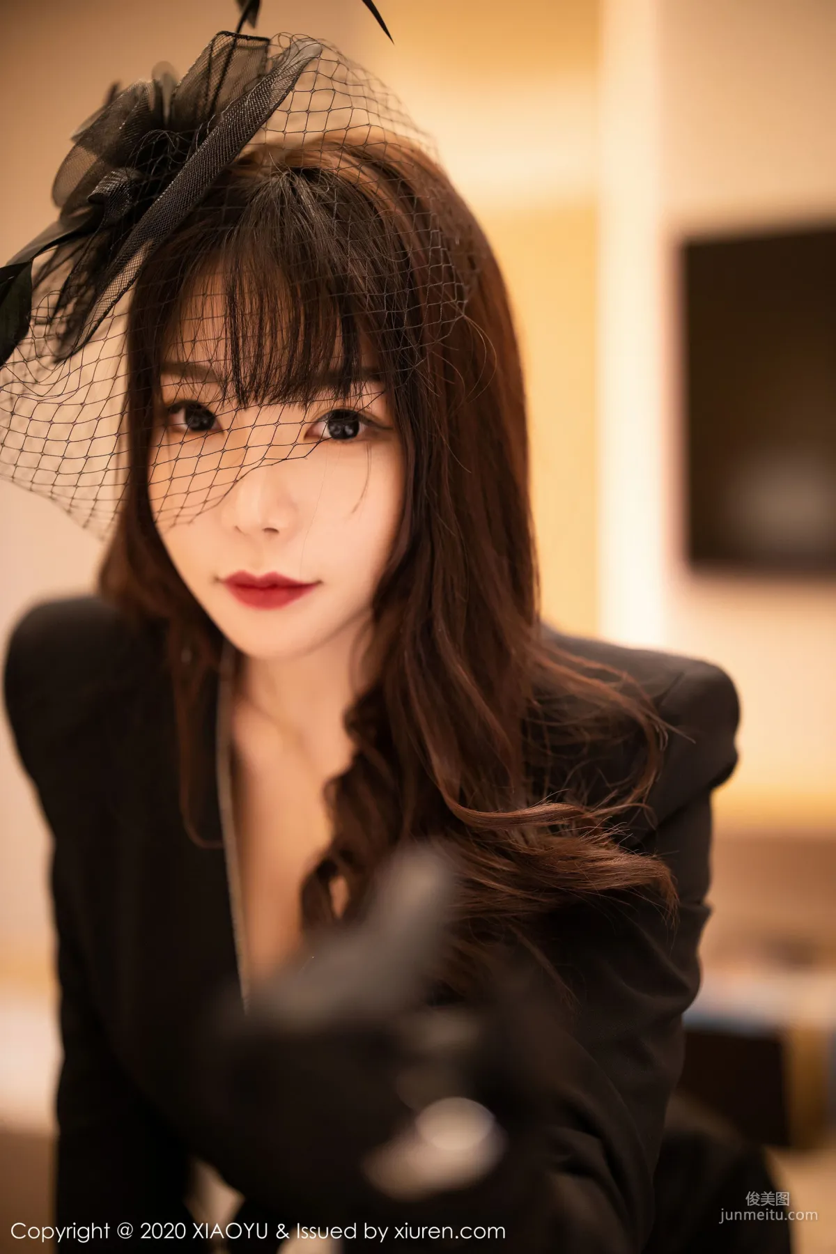 Zhizhi Booty Elegant and Noble Uniform and Charming Fishnet Stockings Series [XIAOYU] Vol.239 Photo Set photo 21