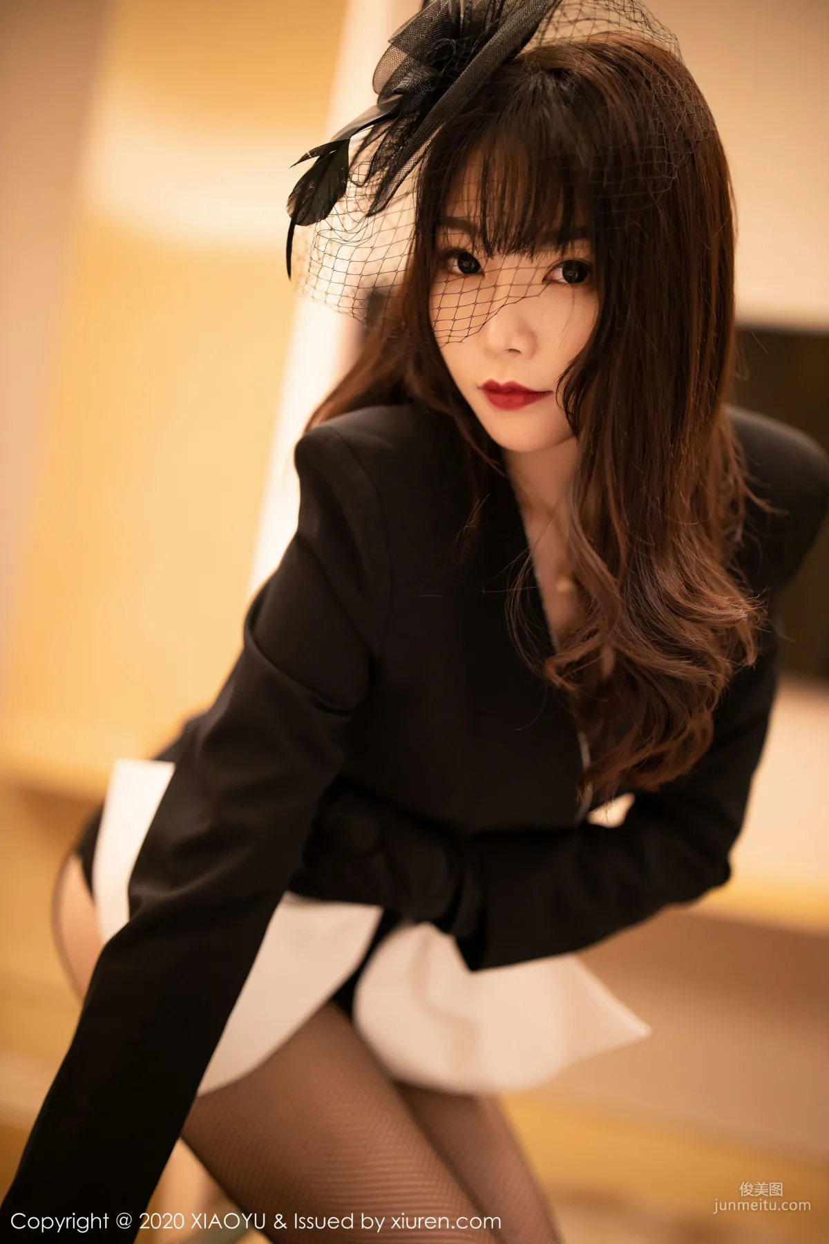 Zhizhi Booty Elegant and Noble Uniform and Charming Fishnet Stockings Series [XIAOYU] Vol.239 Photo Set photo 17