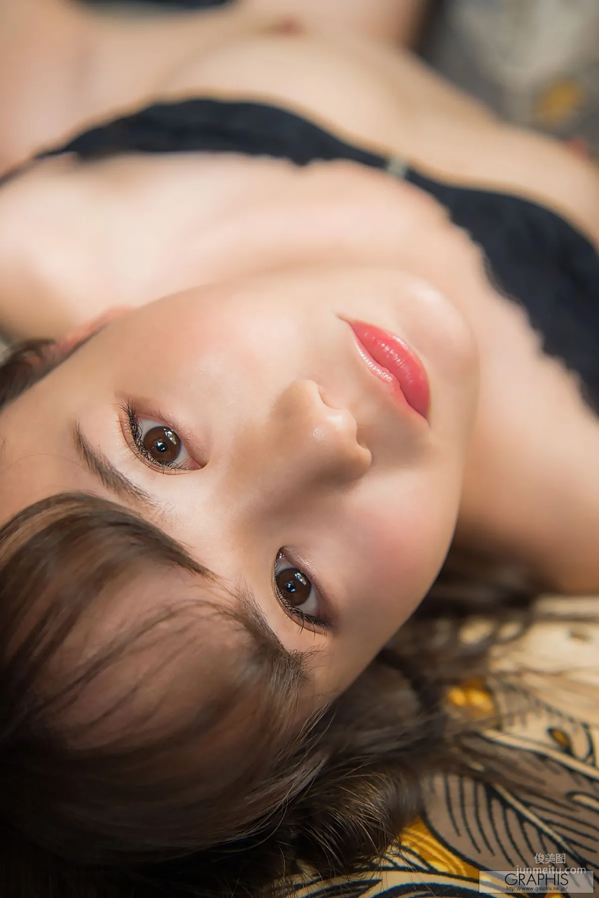 miru: Graphis photo 5
