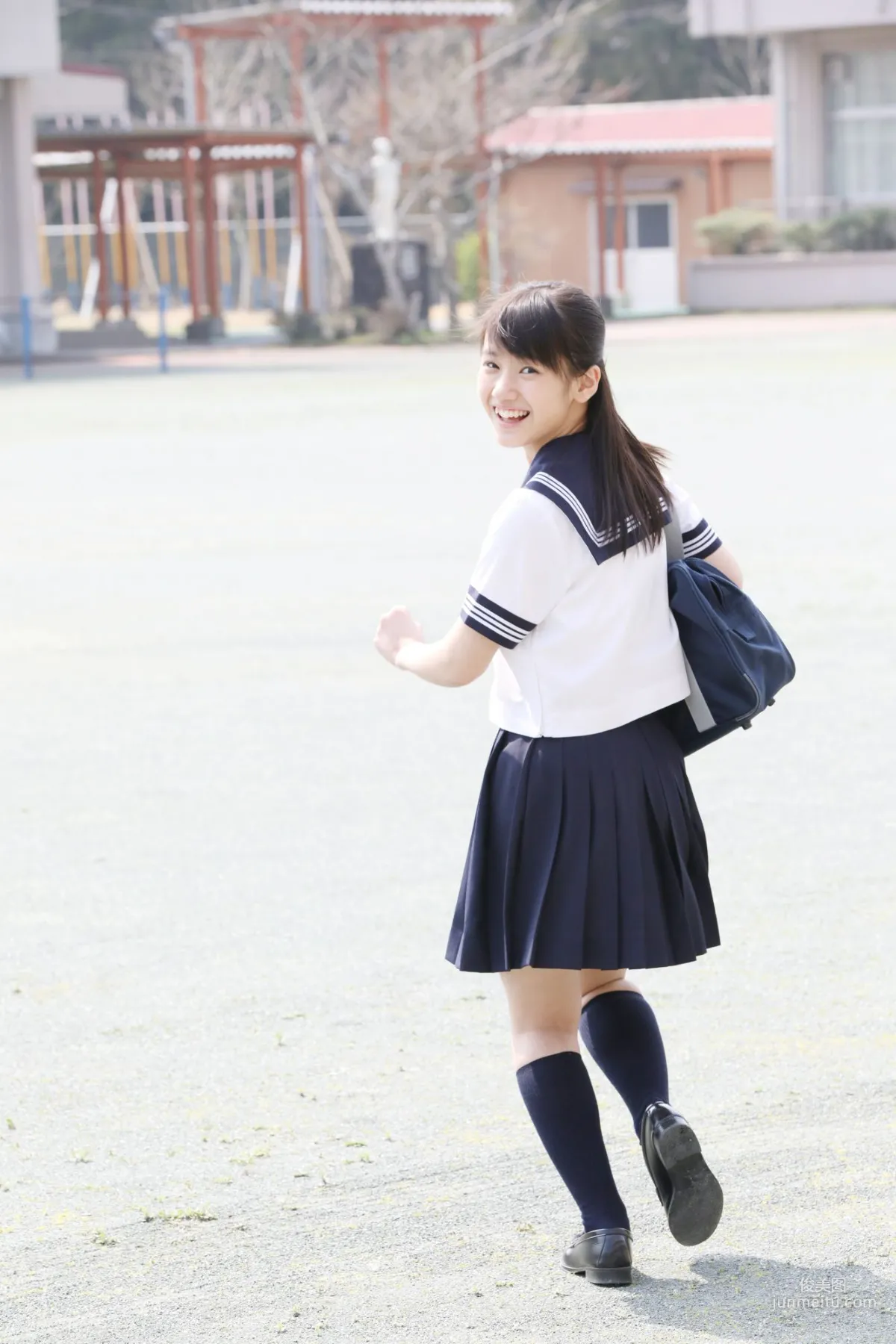 Reina Yokoyama 横山玲奈 [Hello! Project Digital Books] No.187 写真集76