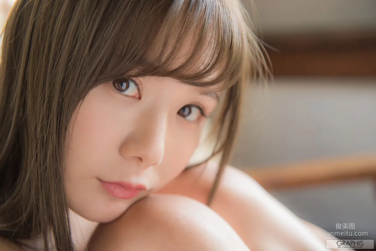 miru: Graphis photo 15
