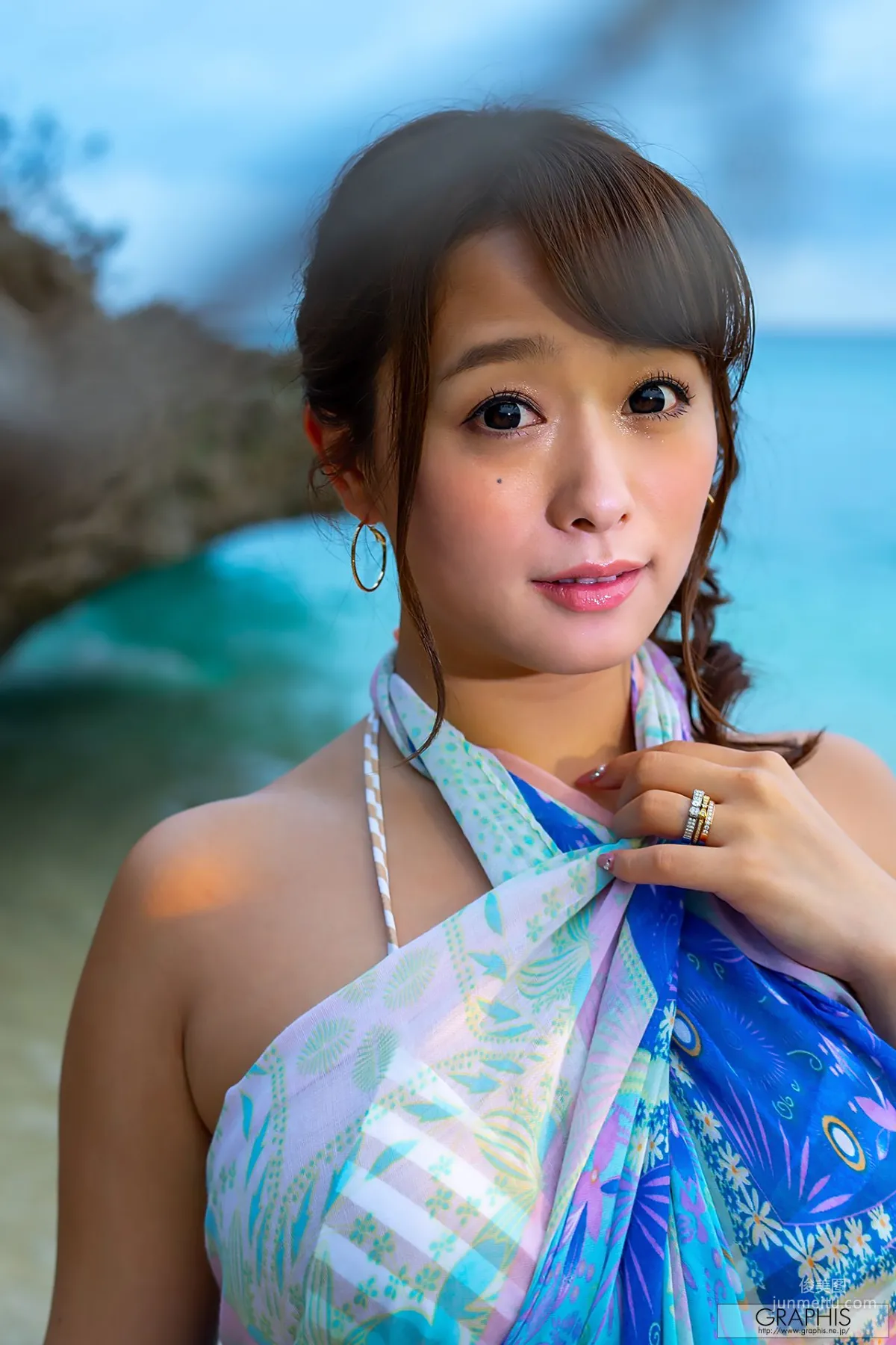 Marina Shiraishi Daily One Shot [Graphis] Photo Set photo 2