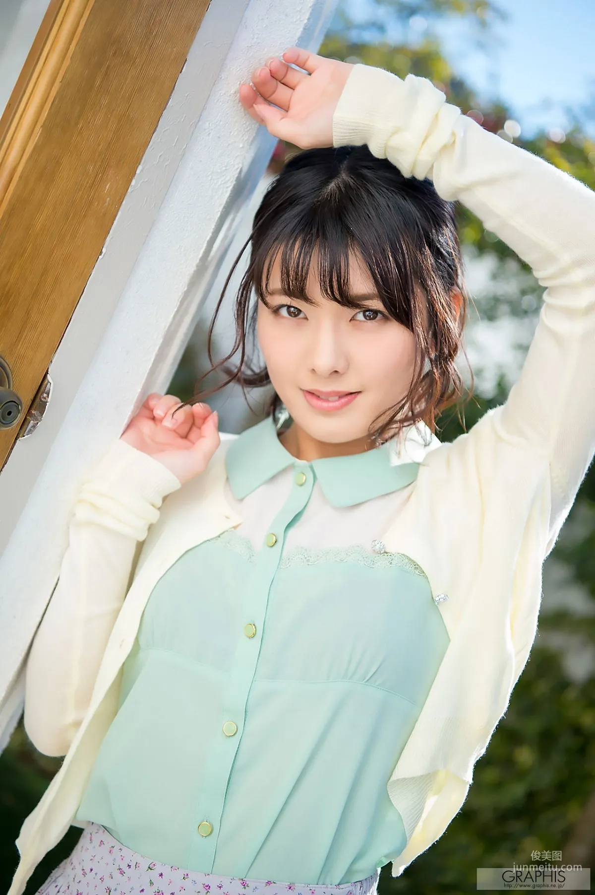 Hinata Koizumi: Graphis photo 4
