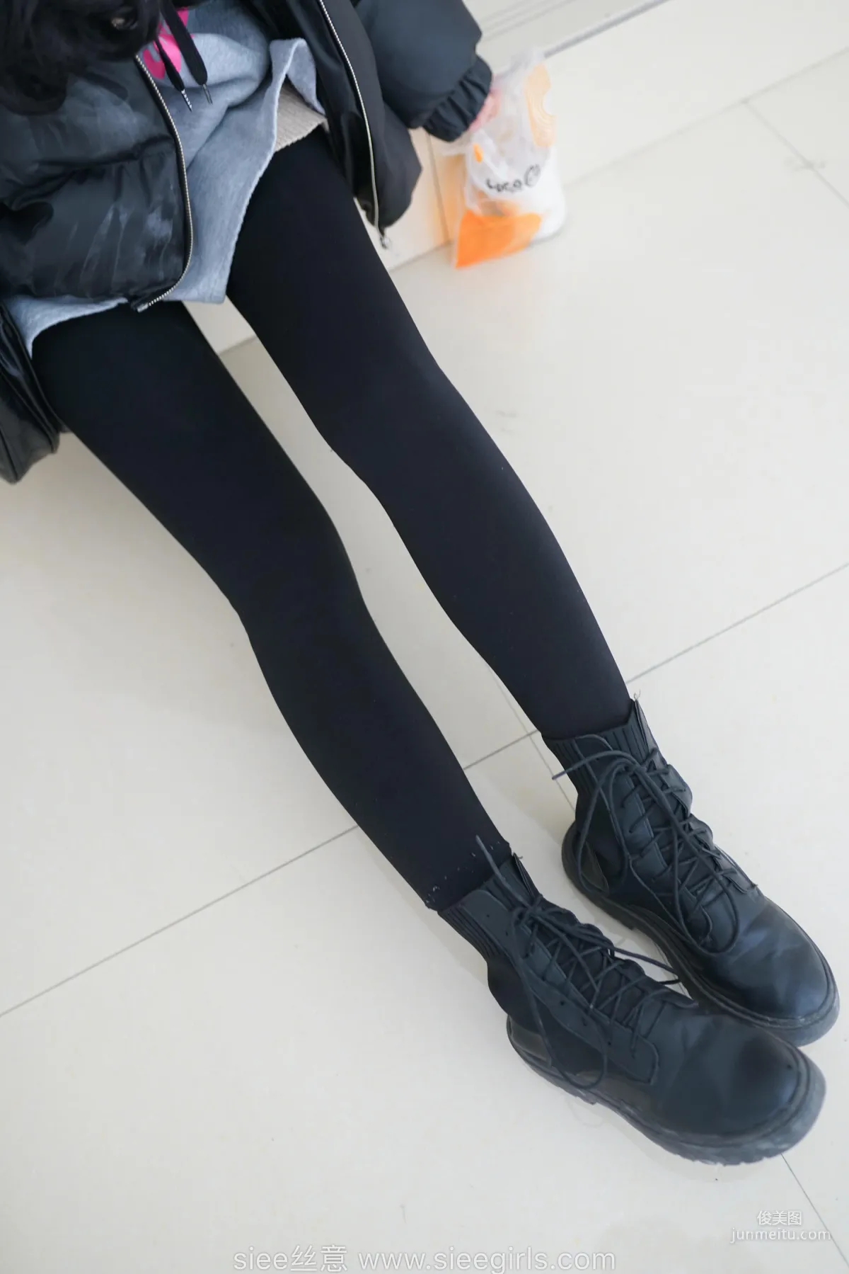 Han Han: SIEE No. 433 photo 21