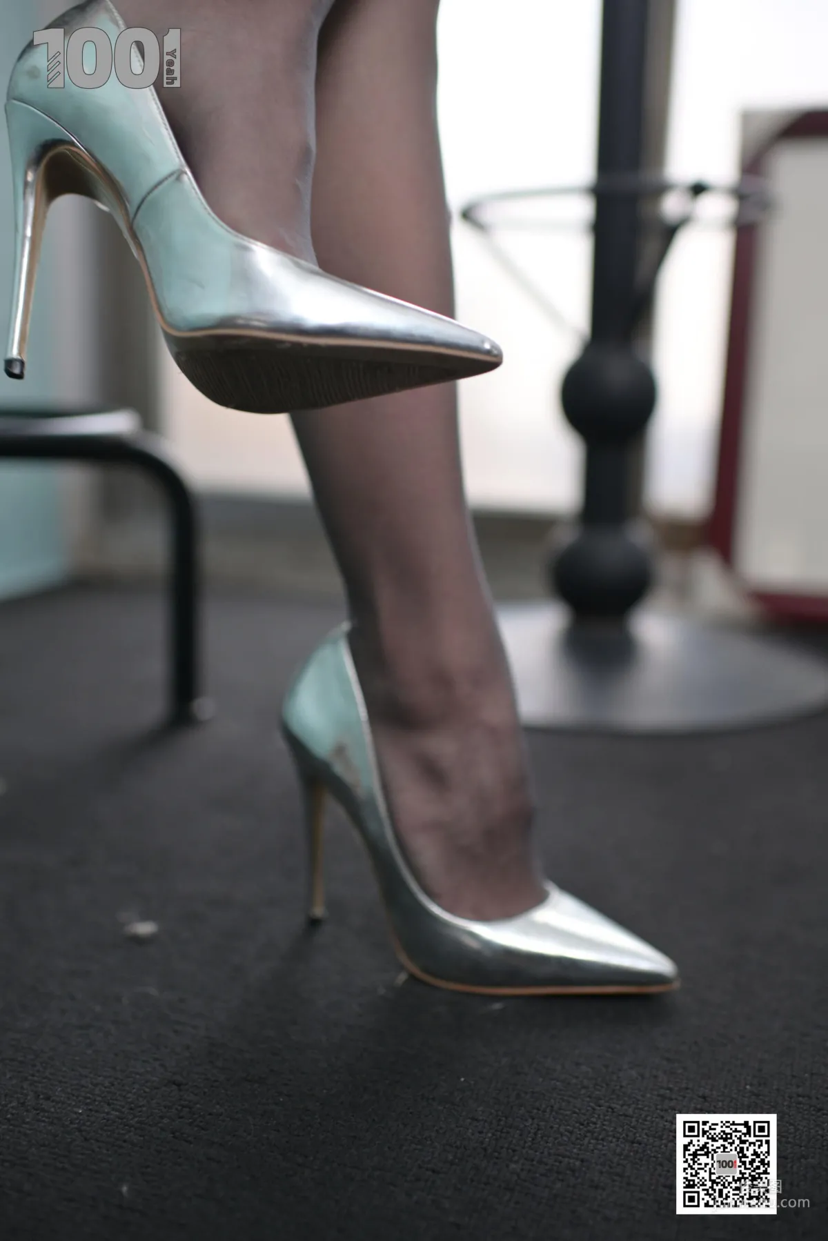 Model Zhen Zhen, Condensed Capsule 2 [One Thousand and One Nights IESS] Beautiful Legs and Silk Feet Photo Set photo 29