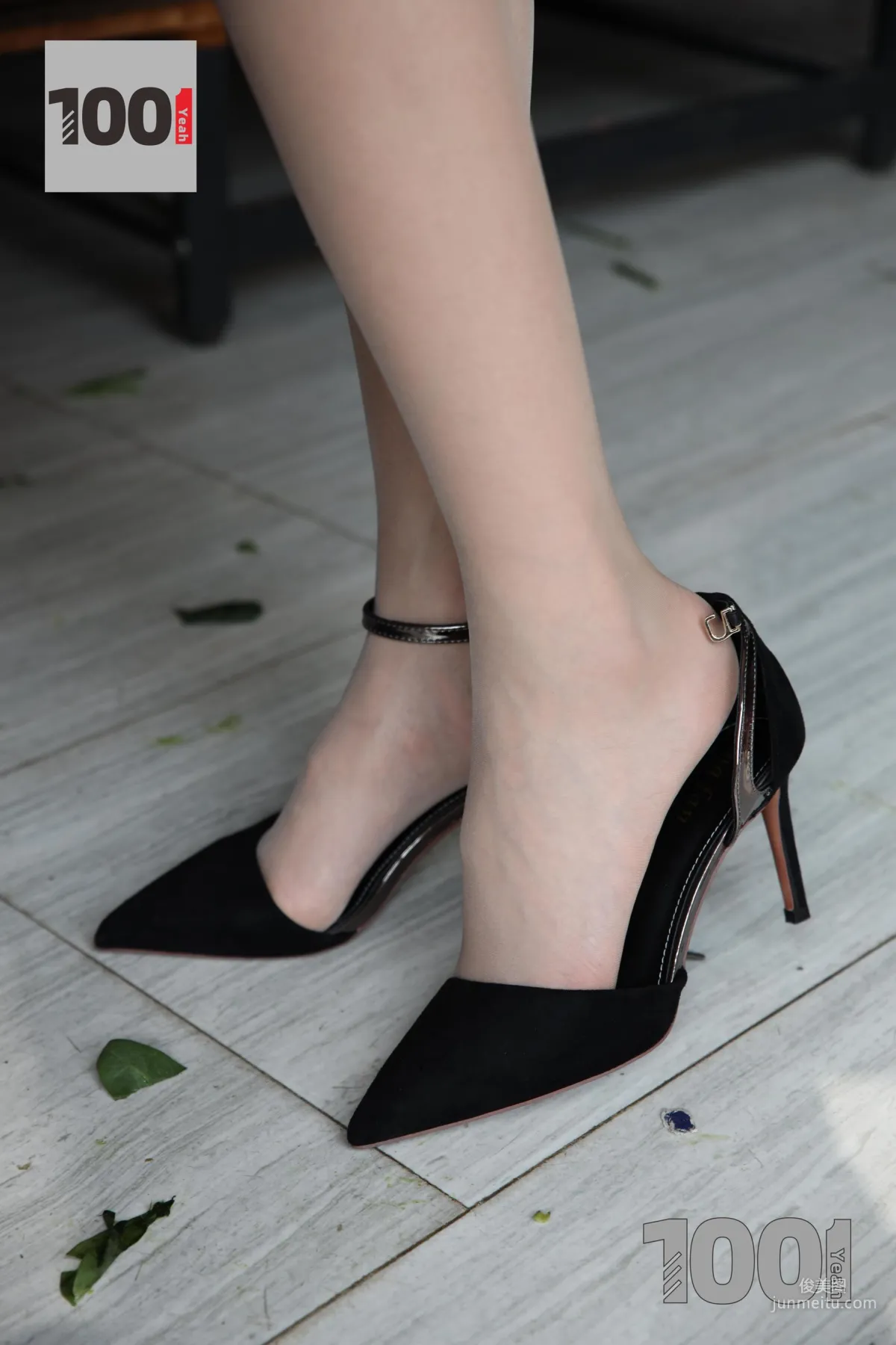 Model Cao Mei, Florist 3 [One Thousand and One Nights] Stockings and Beautiful Legs Photo Set photo 26