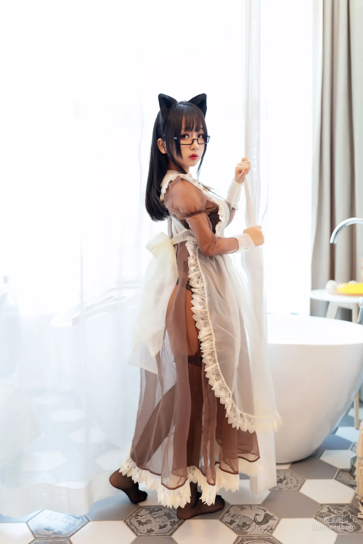 'Brown Transparent Maid' [Miaotang Yinghua] VOL.125 Photo Set photo 4