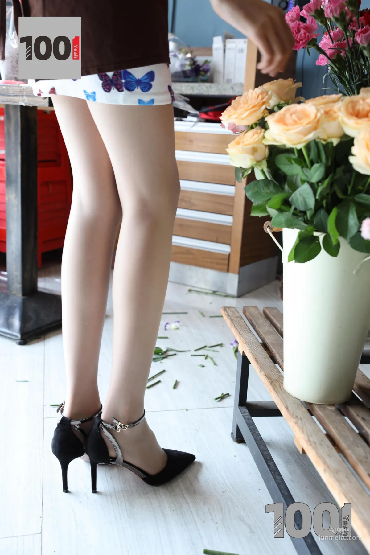 Model Cao Mei, Florist 1 [One Thousand and One Nights] Stockings and Beautiful Legs Photo Set photo 5