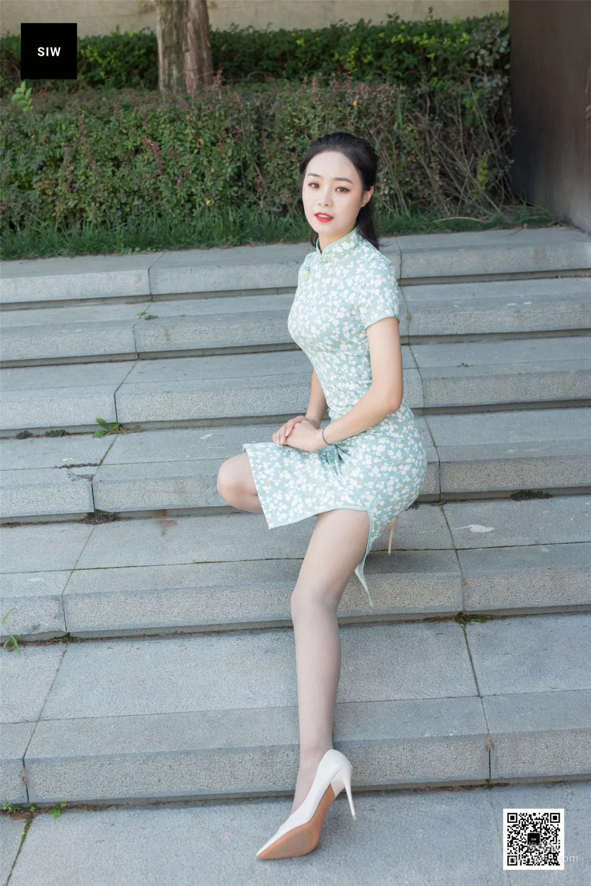 乐饮《国楼旗袍》 [斯文传媒SIW] 写真集15