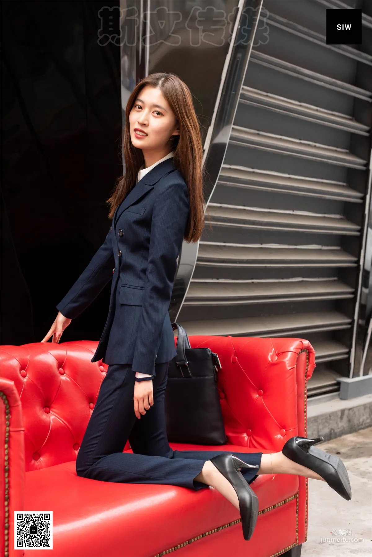Zhen Zhen: SIW photo 44