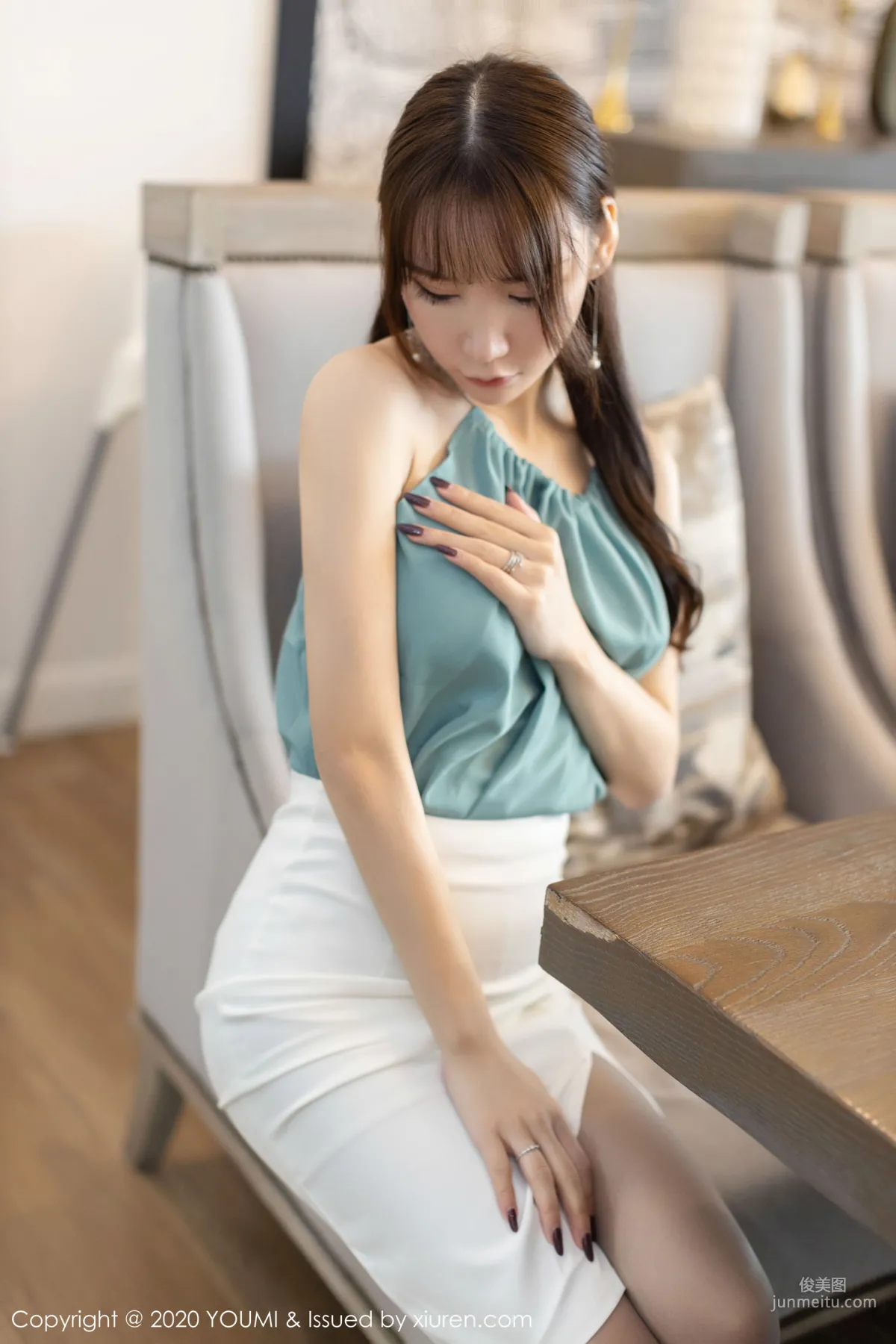 Zhou Yuxi Sandy, Noble Stockings Mature Woman Temptation [YouMi] Vol.414 Photo Set photo 16