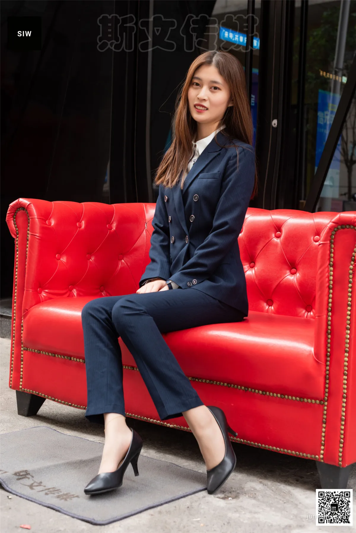 Zhen Zhen: SIW photo 11