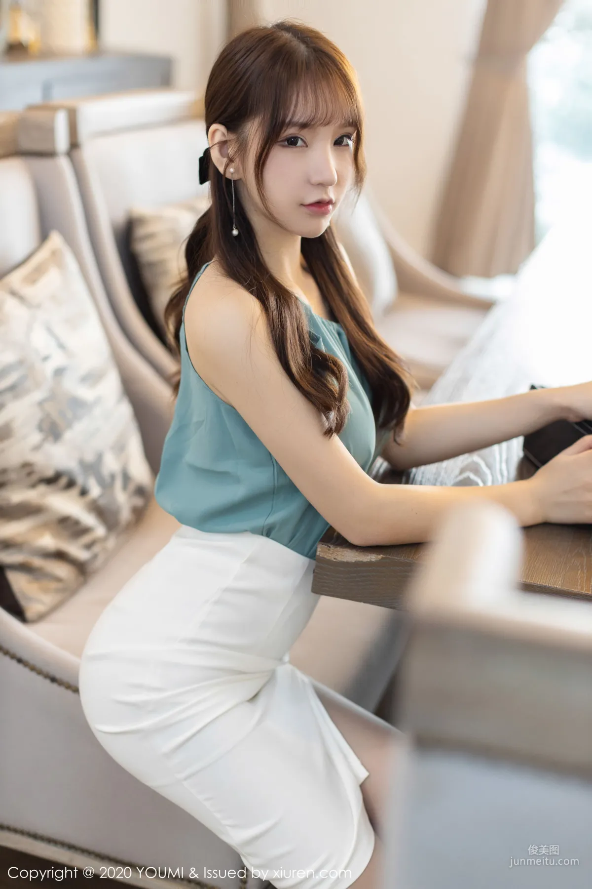 Zhou Yuxi Sandy, Noble Stockings Mature Woman Temptation [YouMi] Vol.414 Photo Set photo 14