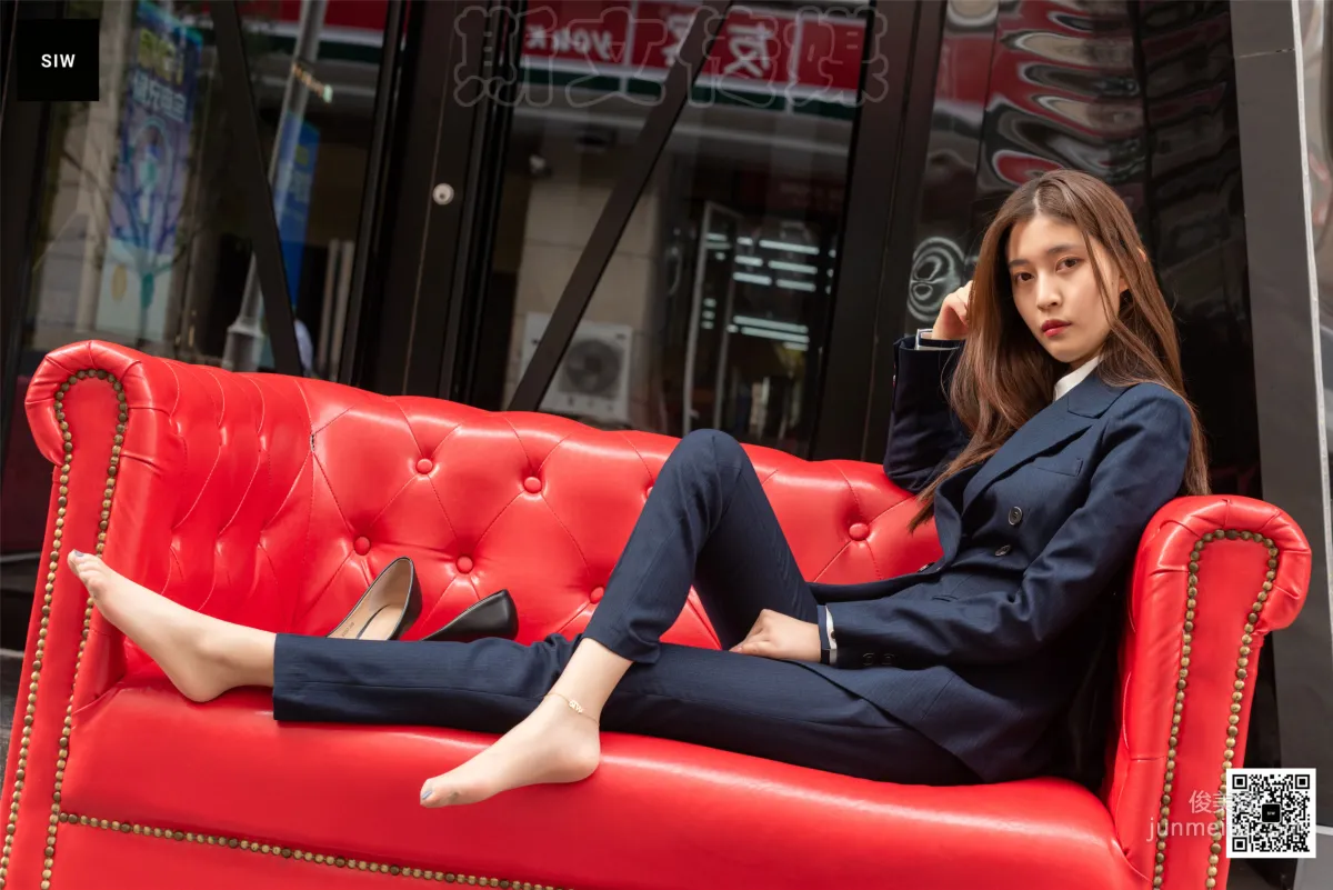 Zhen Zhen: SIW photo 56