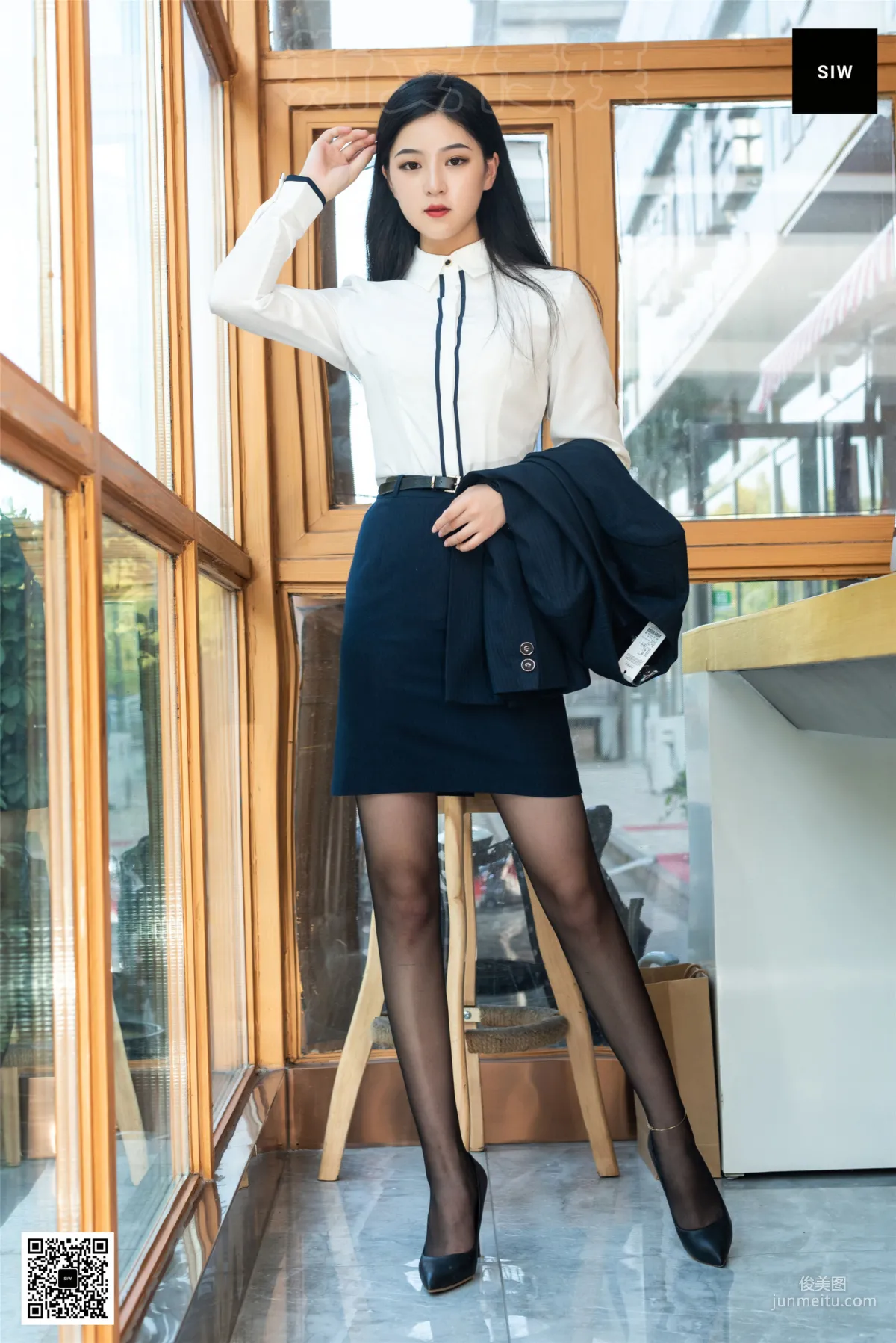 小谈《黑丝文员》 [斯文传媒SIW] 写真集2