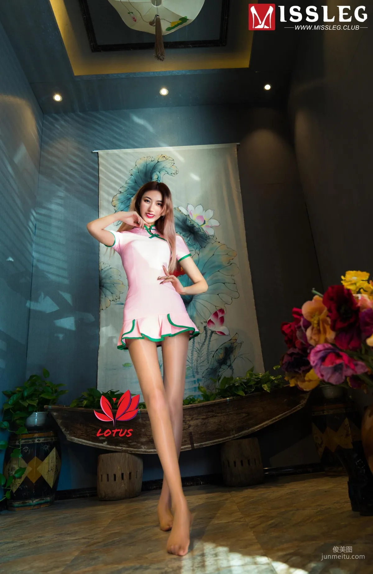 Xin Yu, Qipao Beauty + Camisole Dudou [MissLeg] M008 Photo Set photo 23