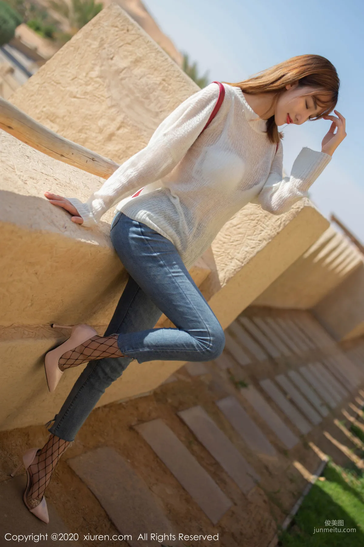 Lu Xuanxuan, A Splendid Temptation Staged in a Foreign Desert, [XiuRen] No.1988, Photo Set photo 6