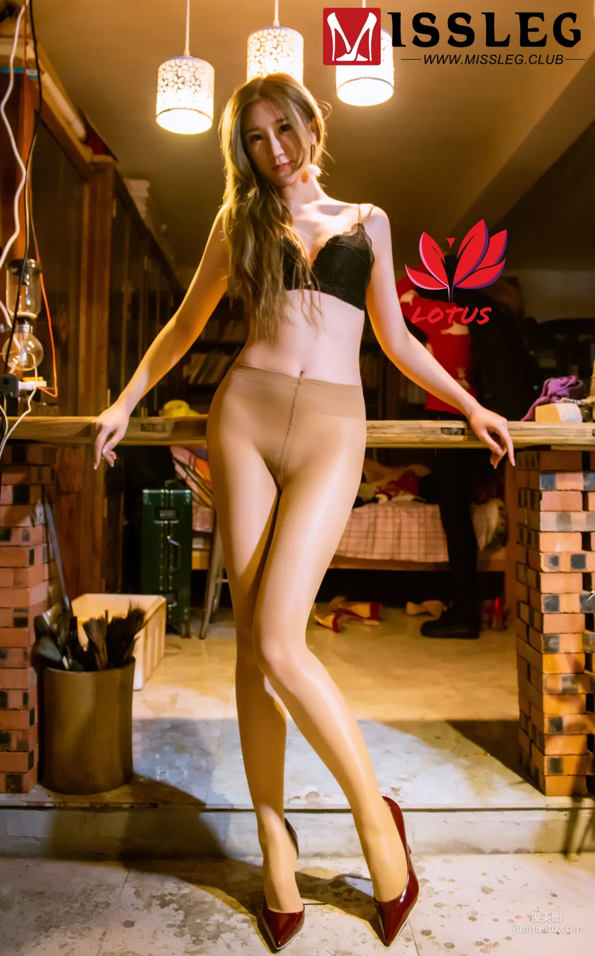 Xuan Zi Art Academy New Year Solo [MissLeg] M005 Photo Set photo 10